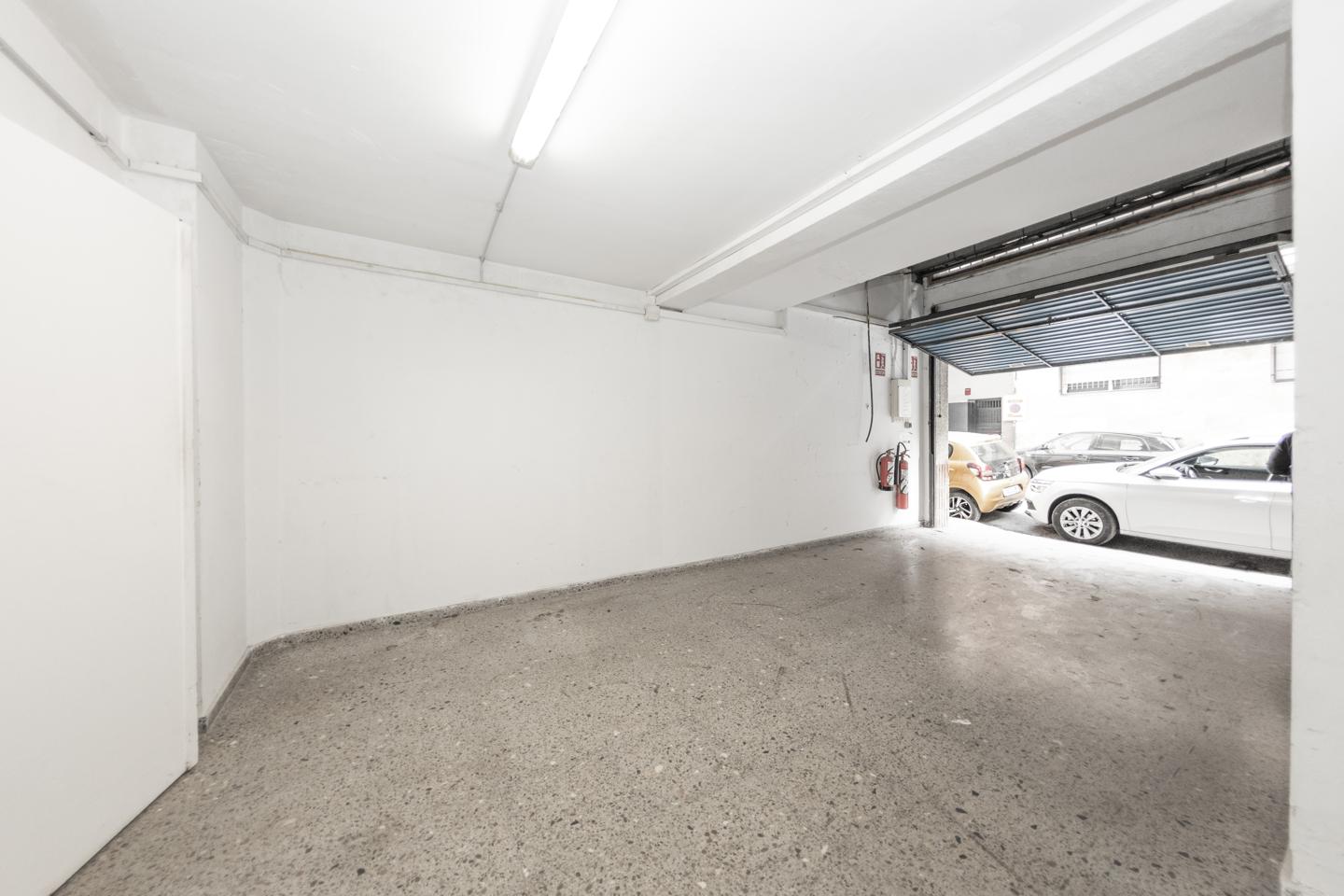 locales-comerciales en badalona · carrer-de-castillejos-08915 185000€