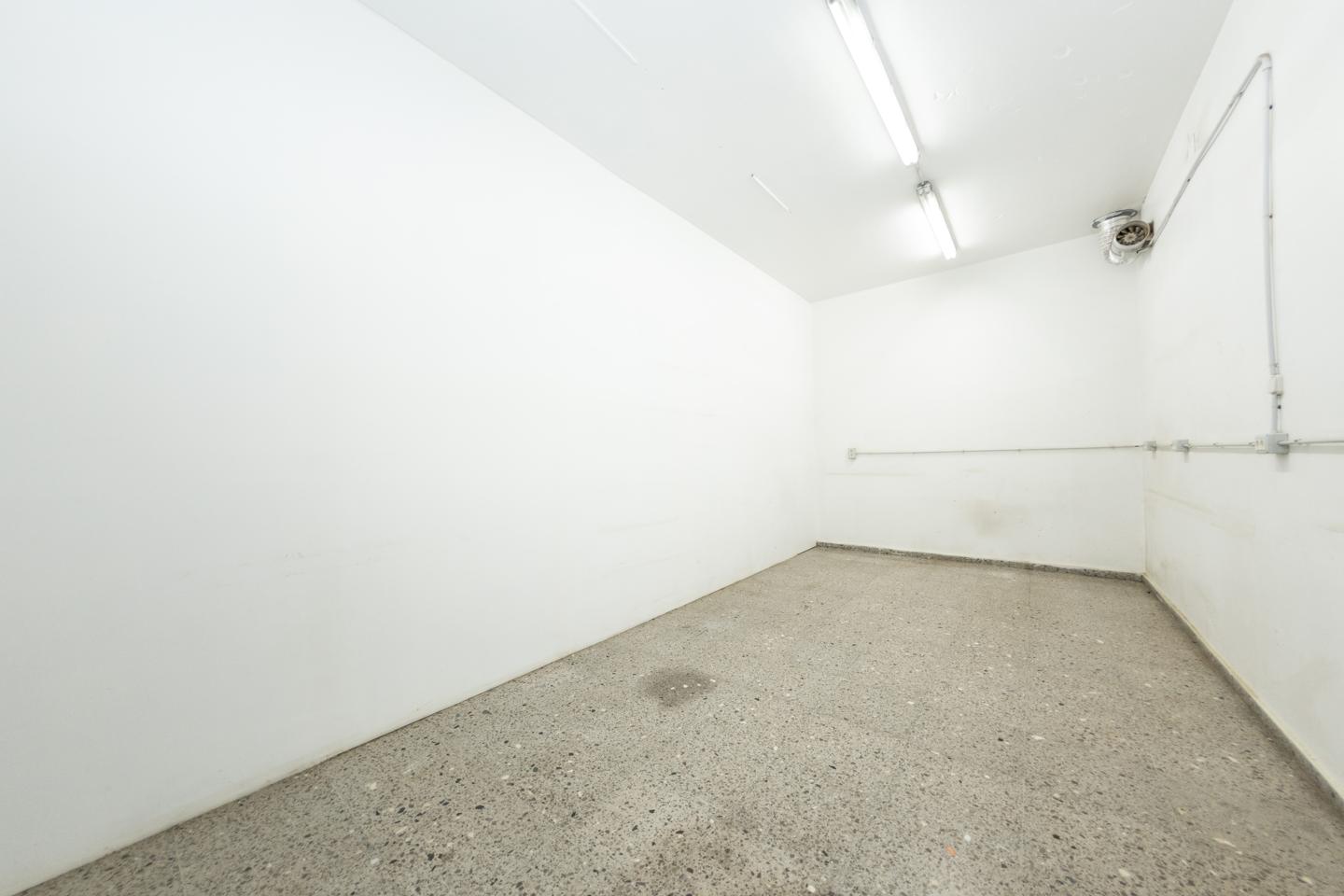 locales-comerciales en badalona · carrer-de-castillejos-08915 185000€