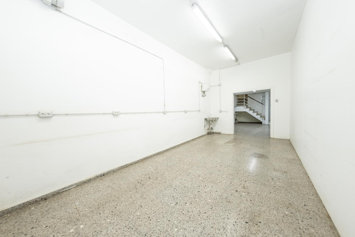 locales-comerciales en badalona · carrer-de-castillejos-08915 185000€
