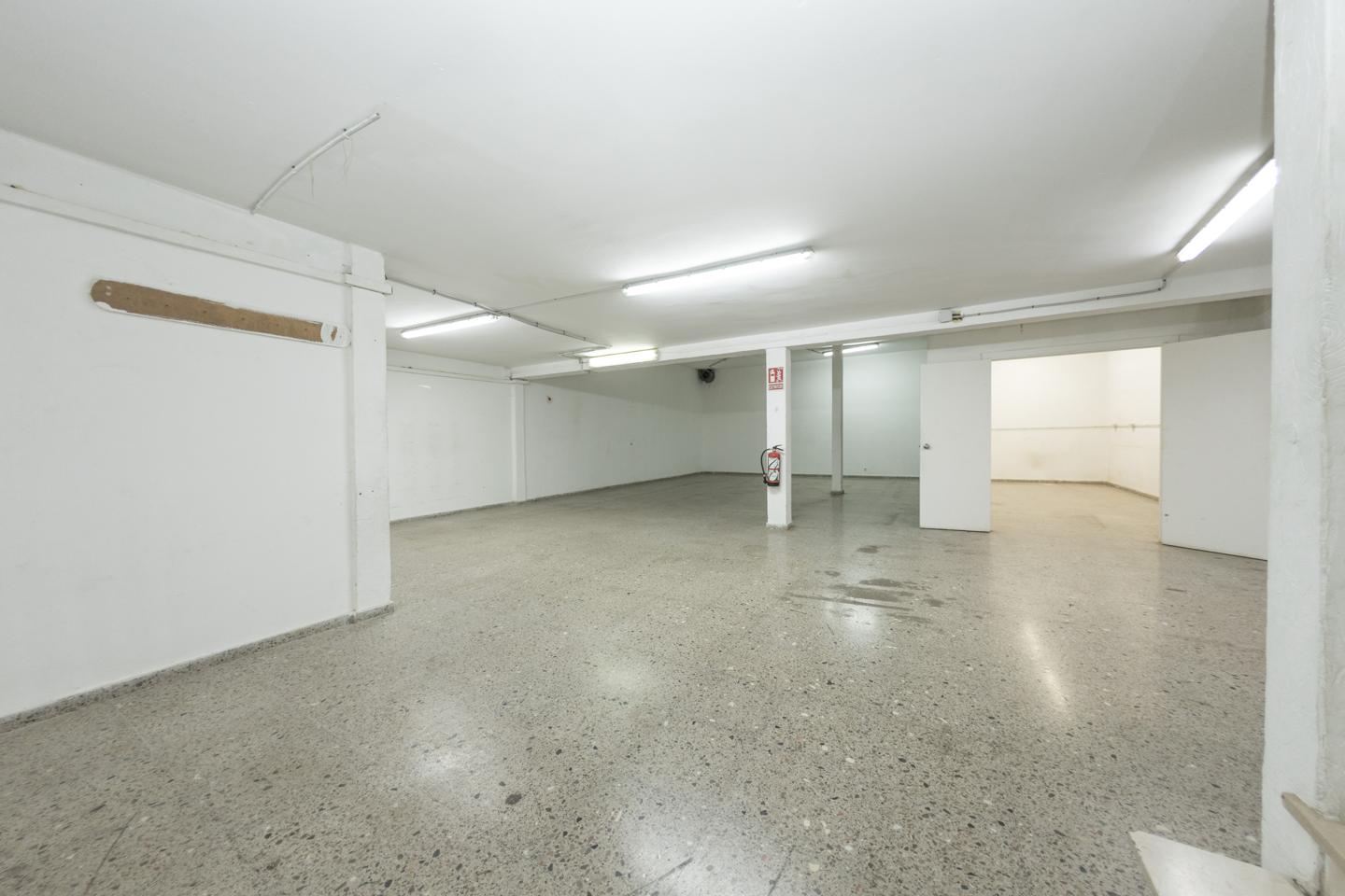 locales-comerciales en badalona · carrer-de-castillejos-08915 185000€