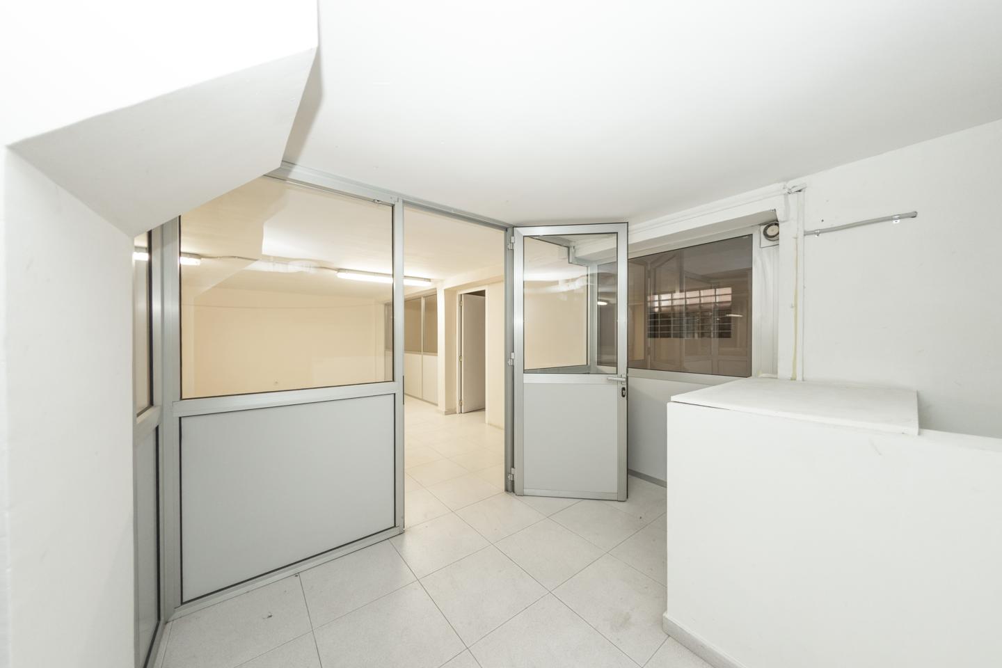 locales-comerciales en badalona · carrer-de-castillejos-08915 185000€