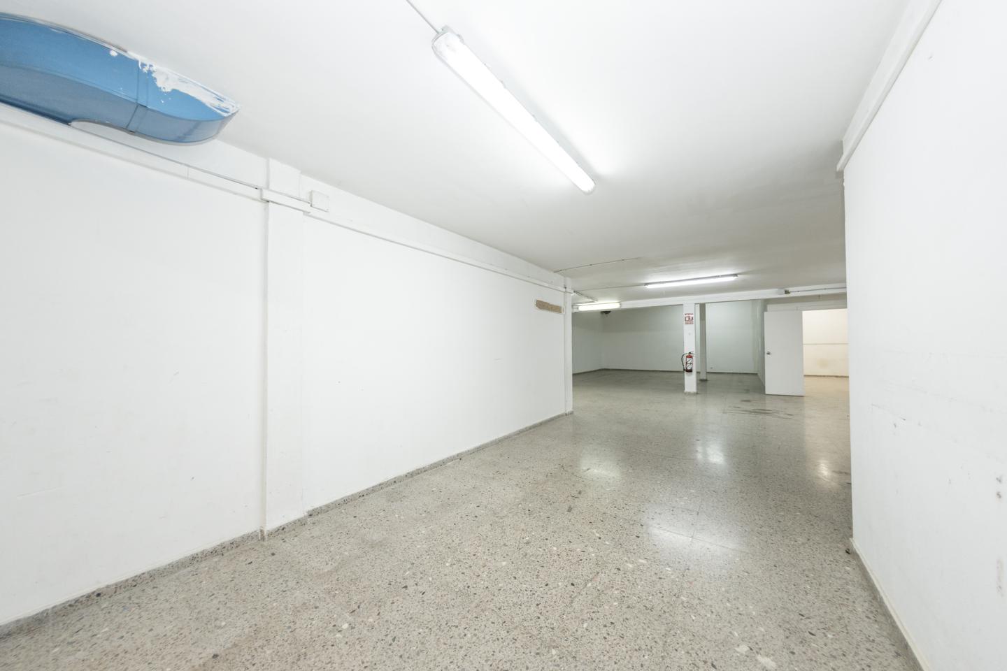 locales-comerciales en badalona · carrer-de-castillejos-08915 185000€