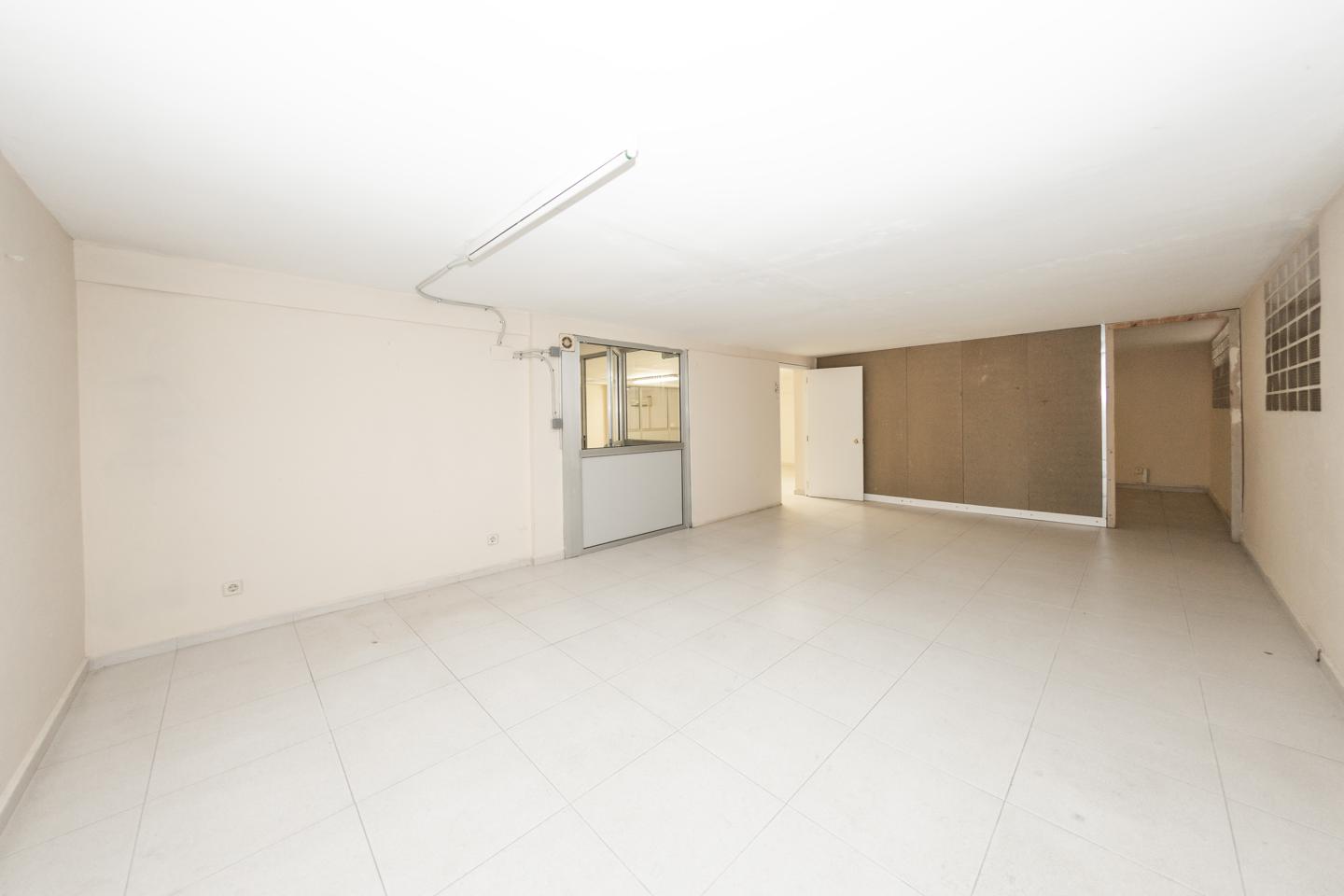 locales-comerciales en badalona · carrer-de-castillejos-08915 185000€