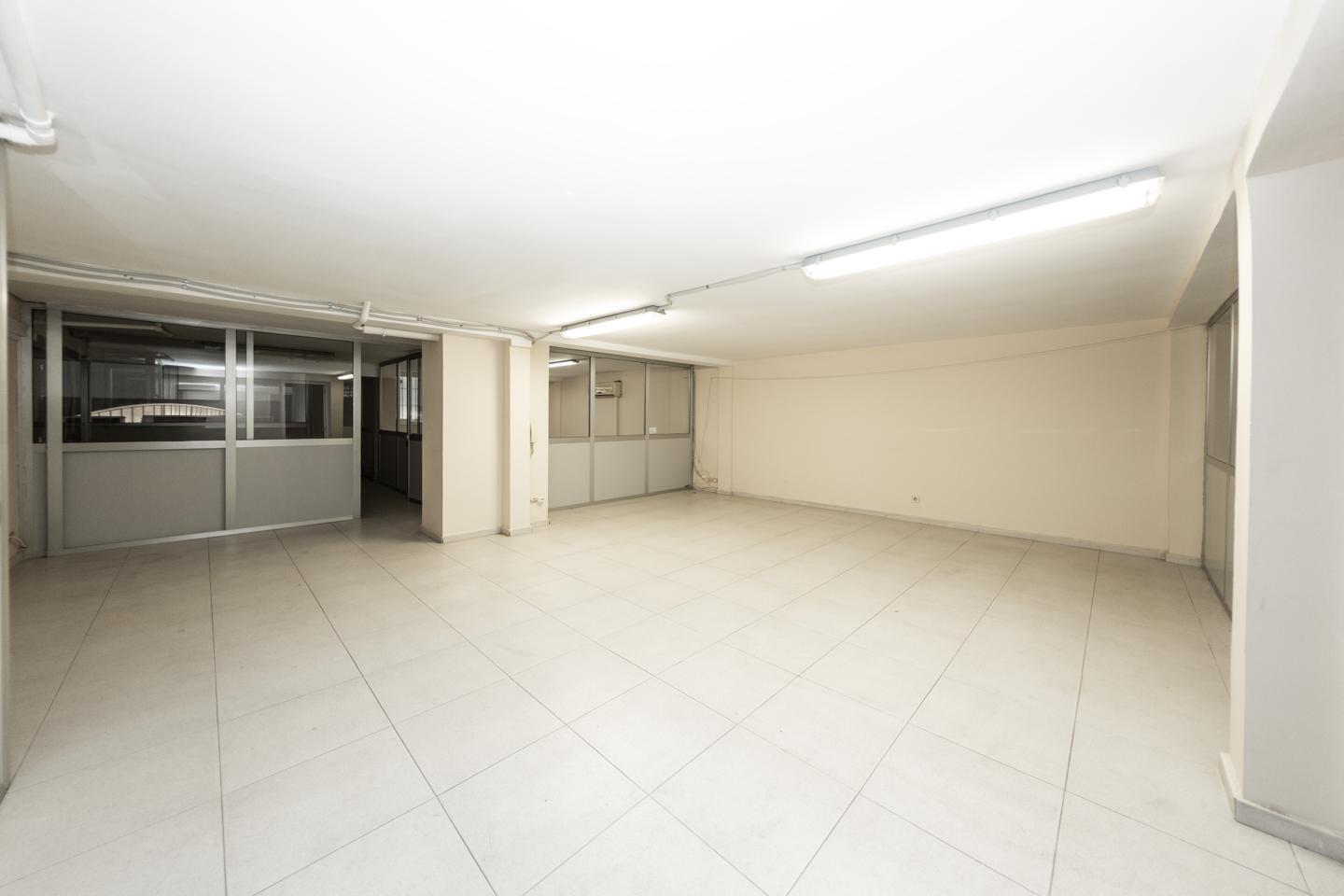 locales-comerciales en badalona · carrer-de-castillejos-08915 185000€