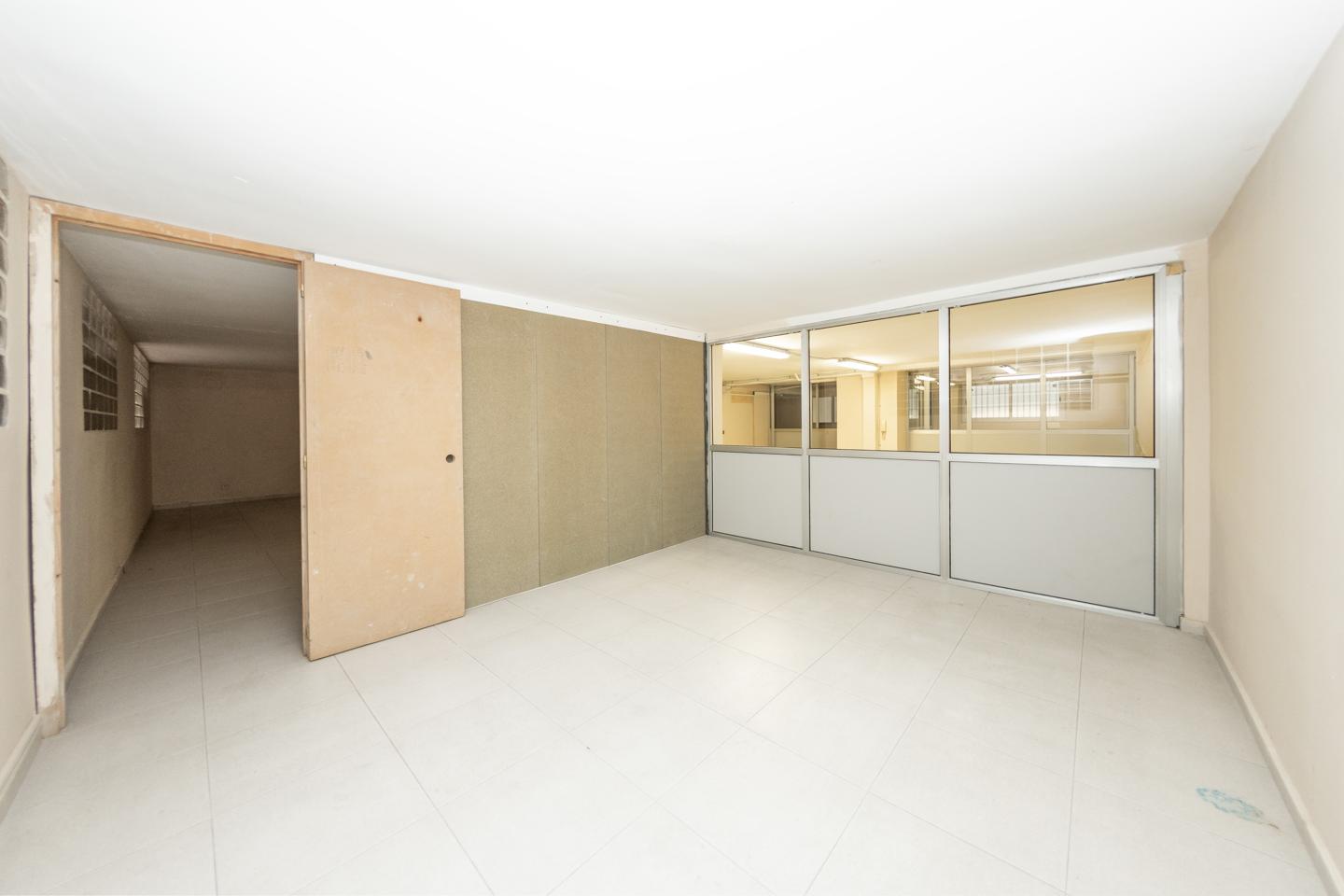 locales-comerciales en badalona · carrer-de-castillejos-08915 185000€