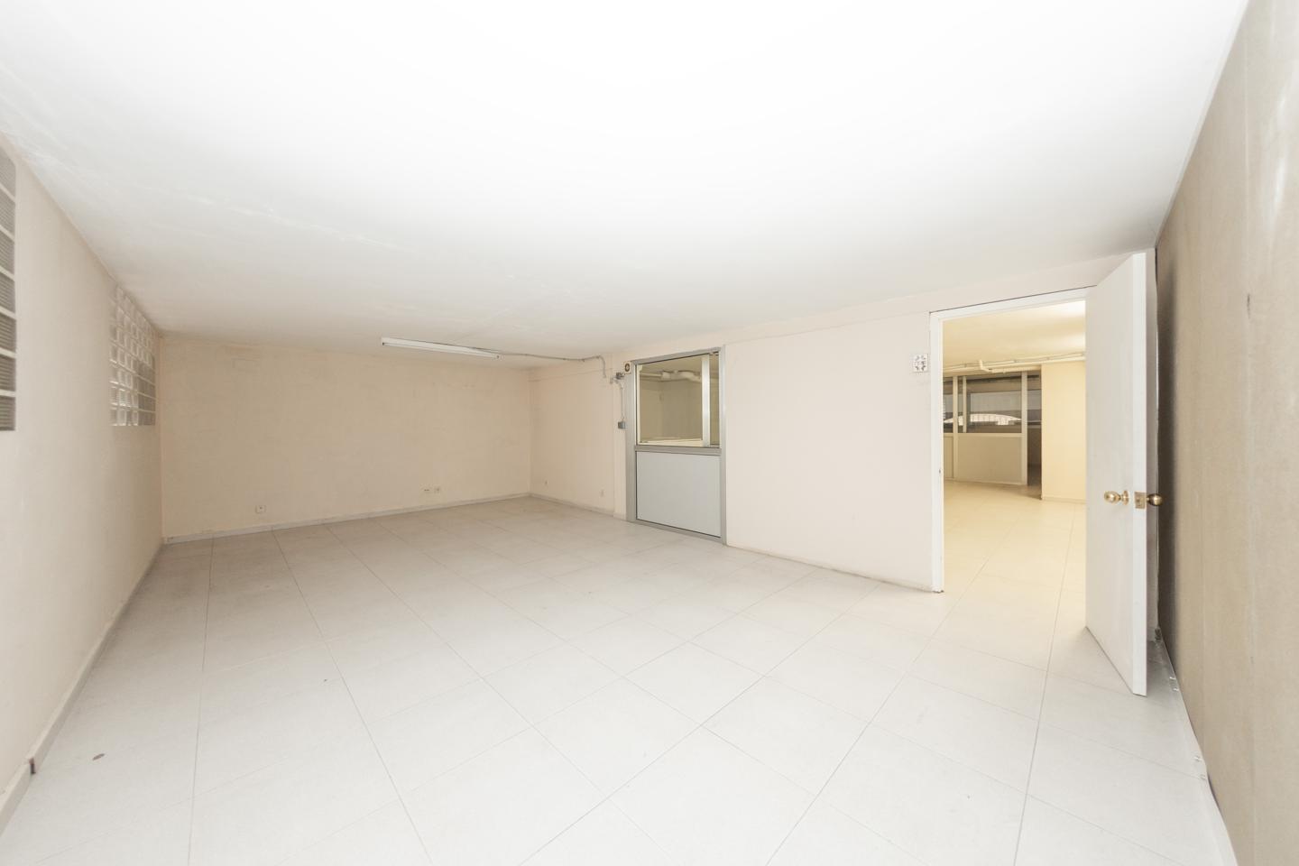 locales-comerciales en badalona · carrer-de-castillejos-08915 185000€