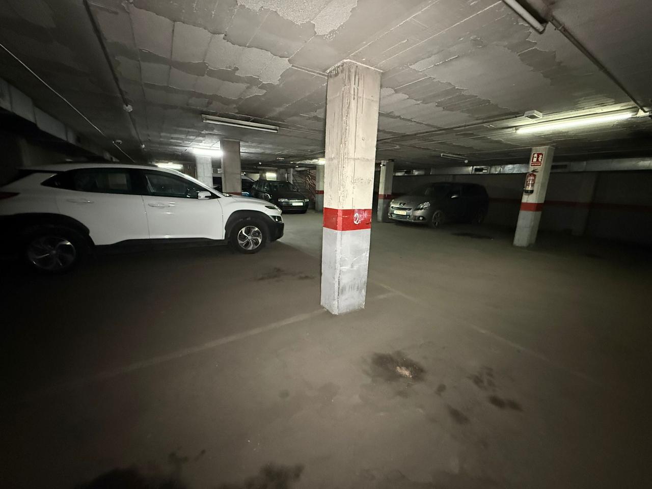 parking en barcelona · carrer-de-sant-lluis-08024 20000€