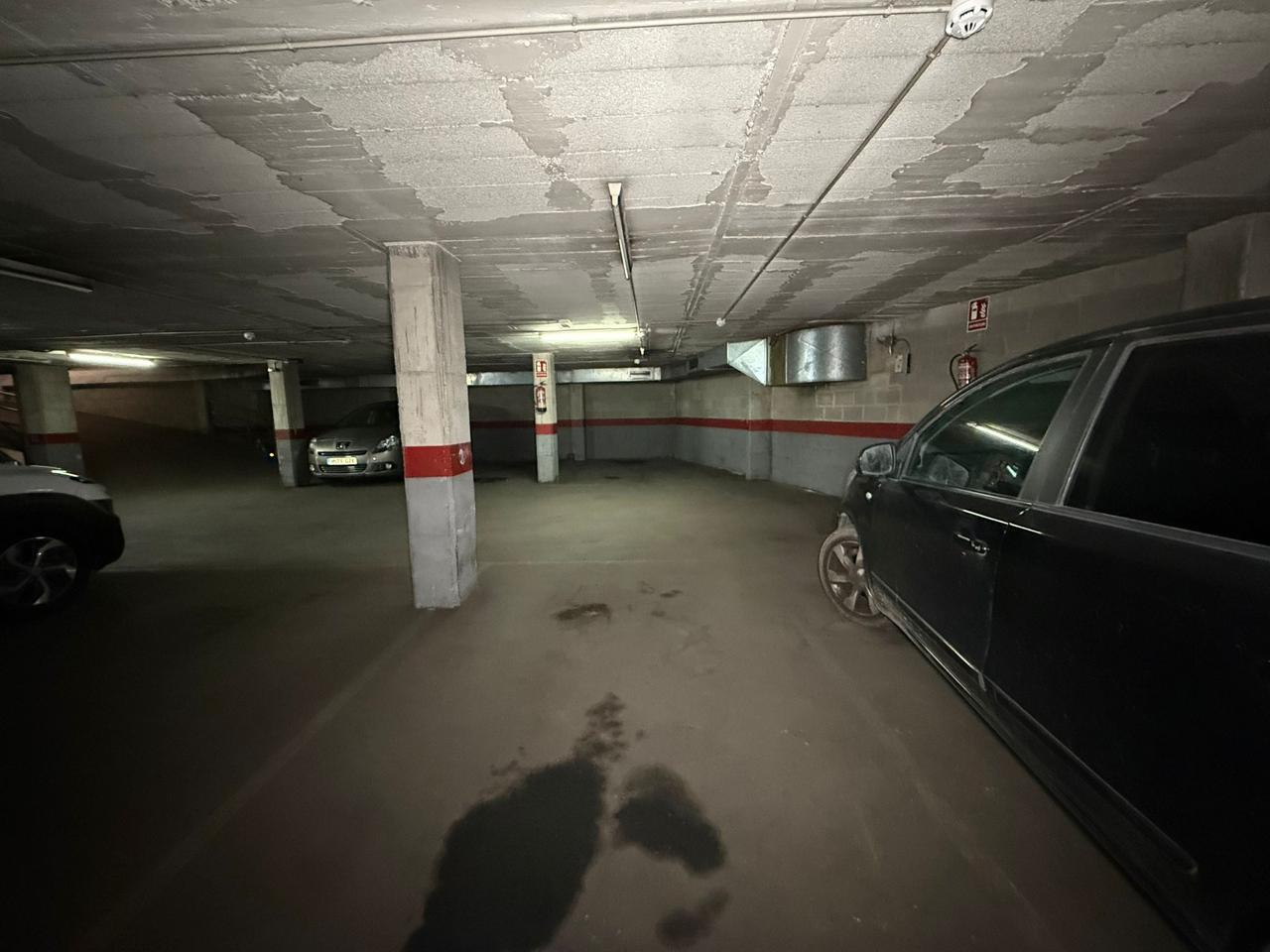 parking en barcelona · carrer-de-sant-lluis-08024 20000€