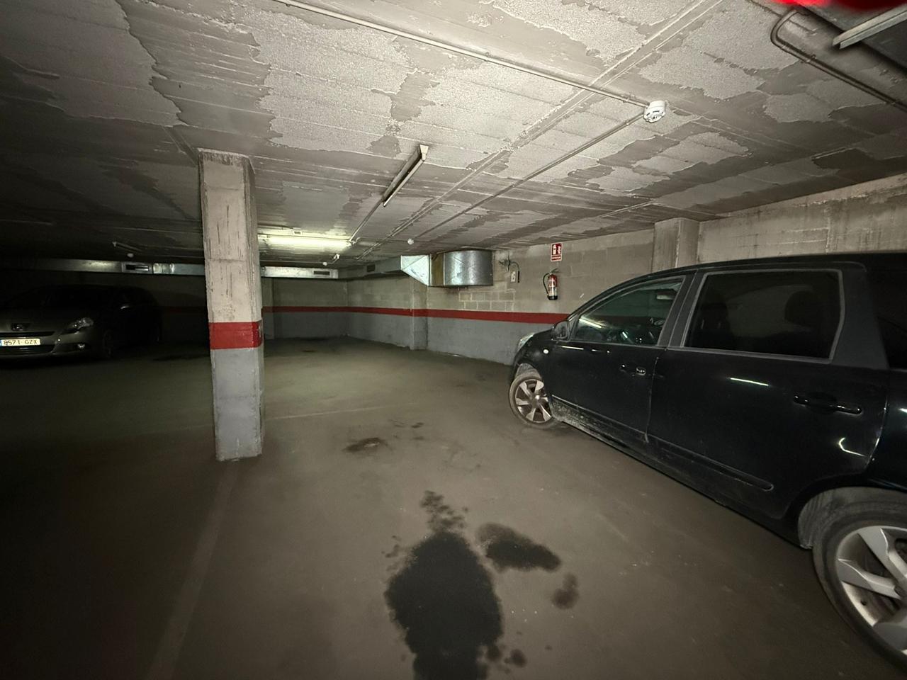 parking en barcelona · carrer-de-sant-lluis-08024 20000€