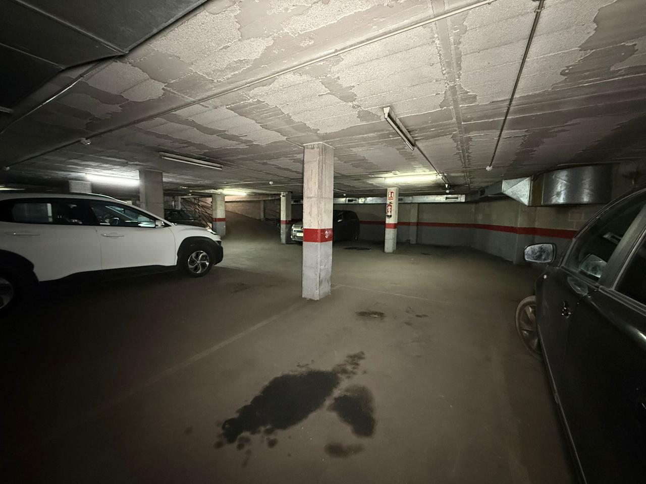 parking en barcelona · carrer-de-sant-lluis-08024 20000€