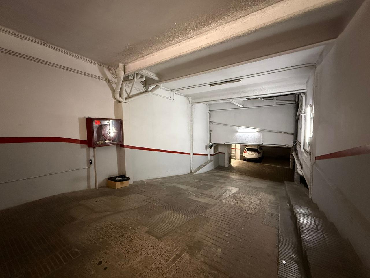 parking en barcelona · carrer-de-reig-i-bonet-08024 9000€