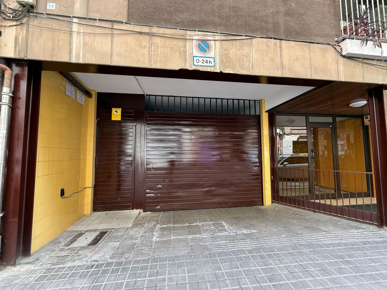 parking en barcelona · carrer-de-reig-i-bonet-08024 9000€