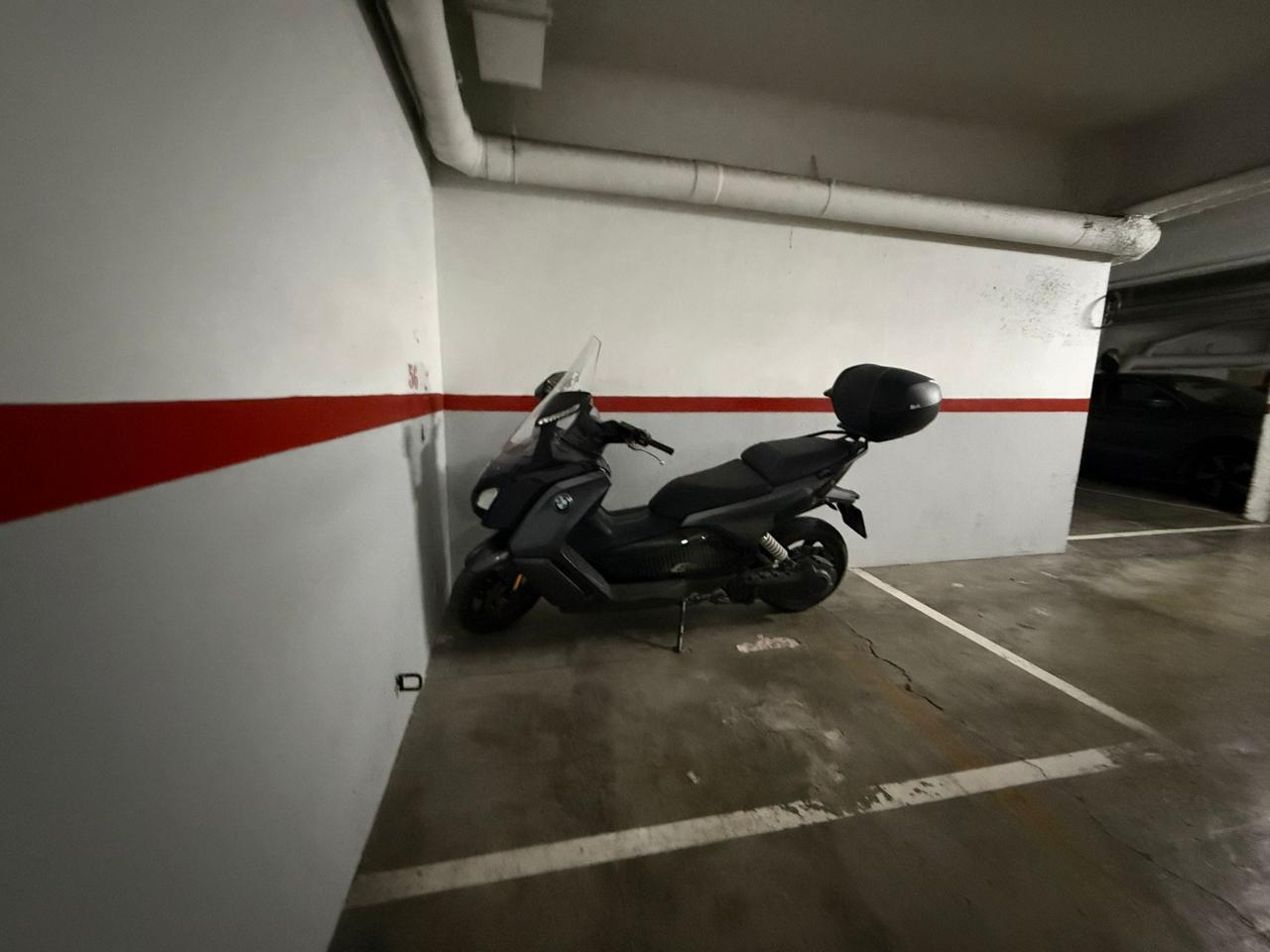 parking en barcelona · carrer-de-reig-i-bonet-08024 9000€