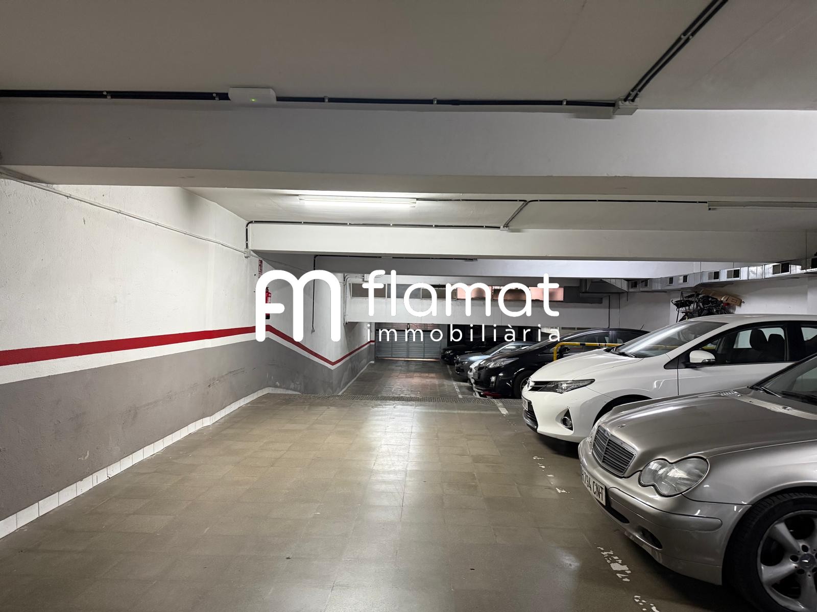 parking en barcelona · carrer-de-balcells-08024 19500€