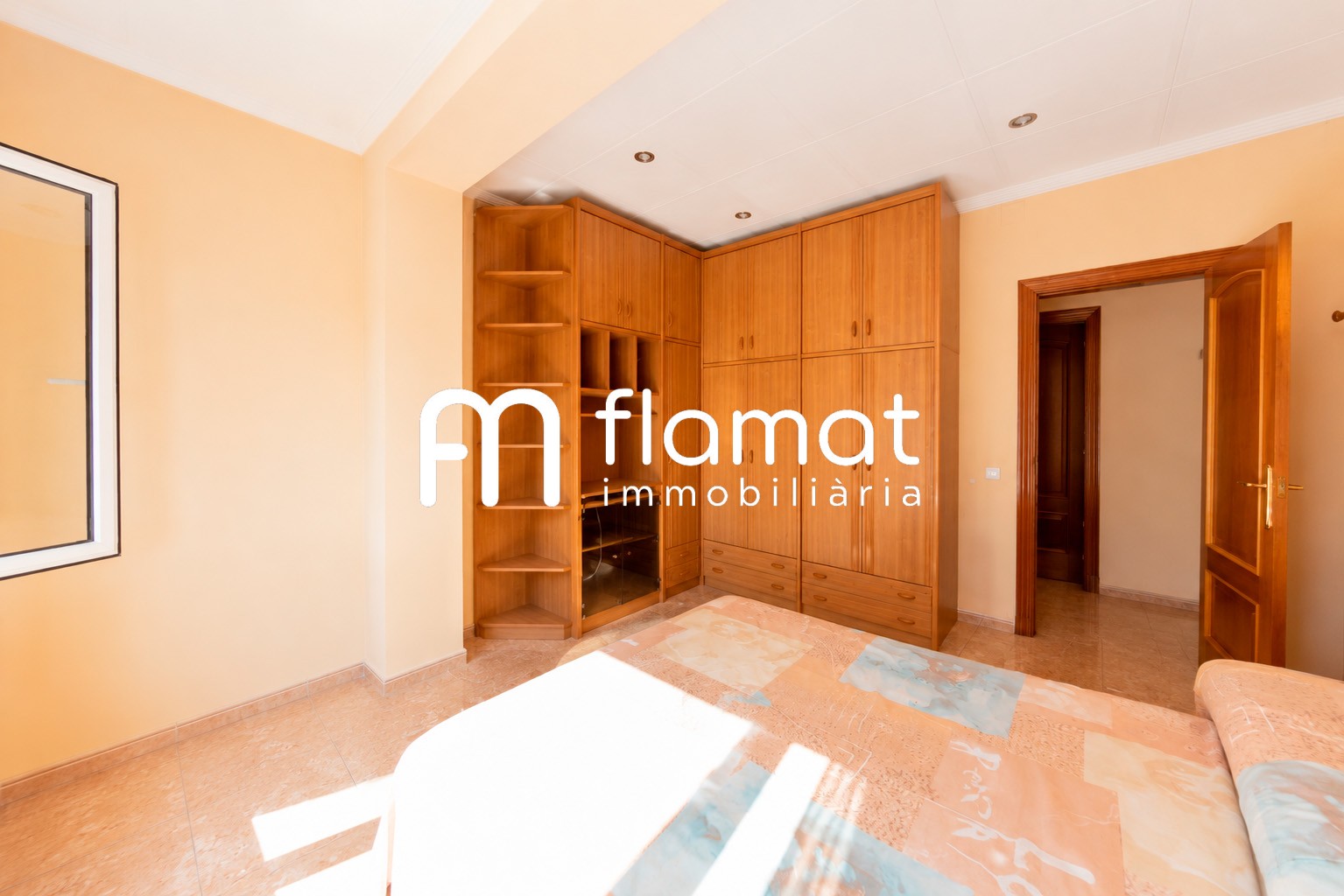 pisos en barcelona · carrer-de-pi-i-margall-08024 480000€