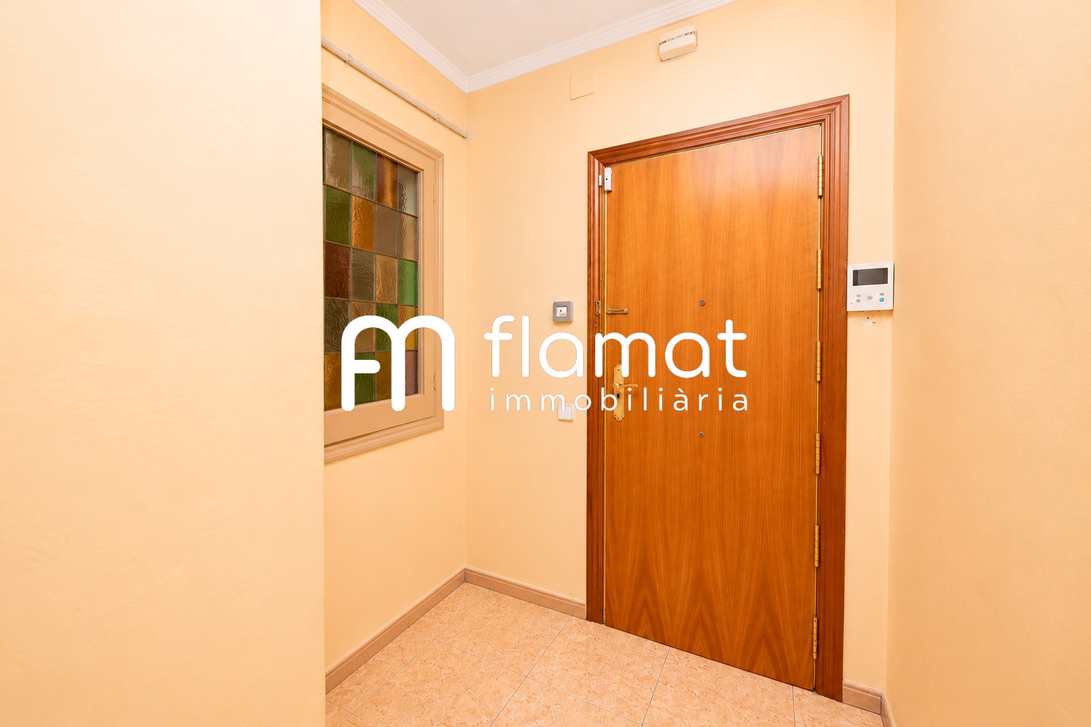 pisos en barcelona · carrer-de-pi-i-margall-08024 480000€