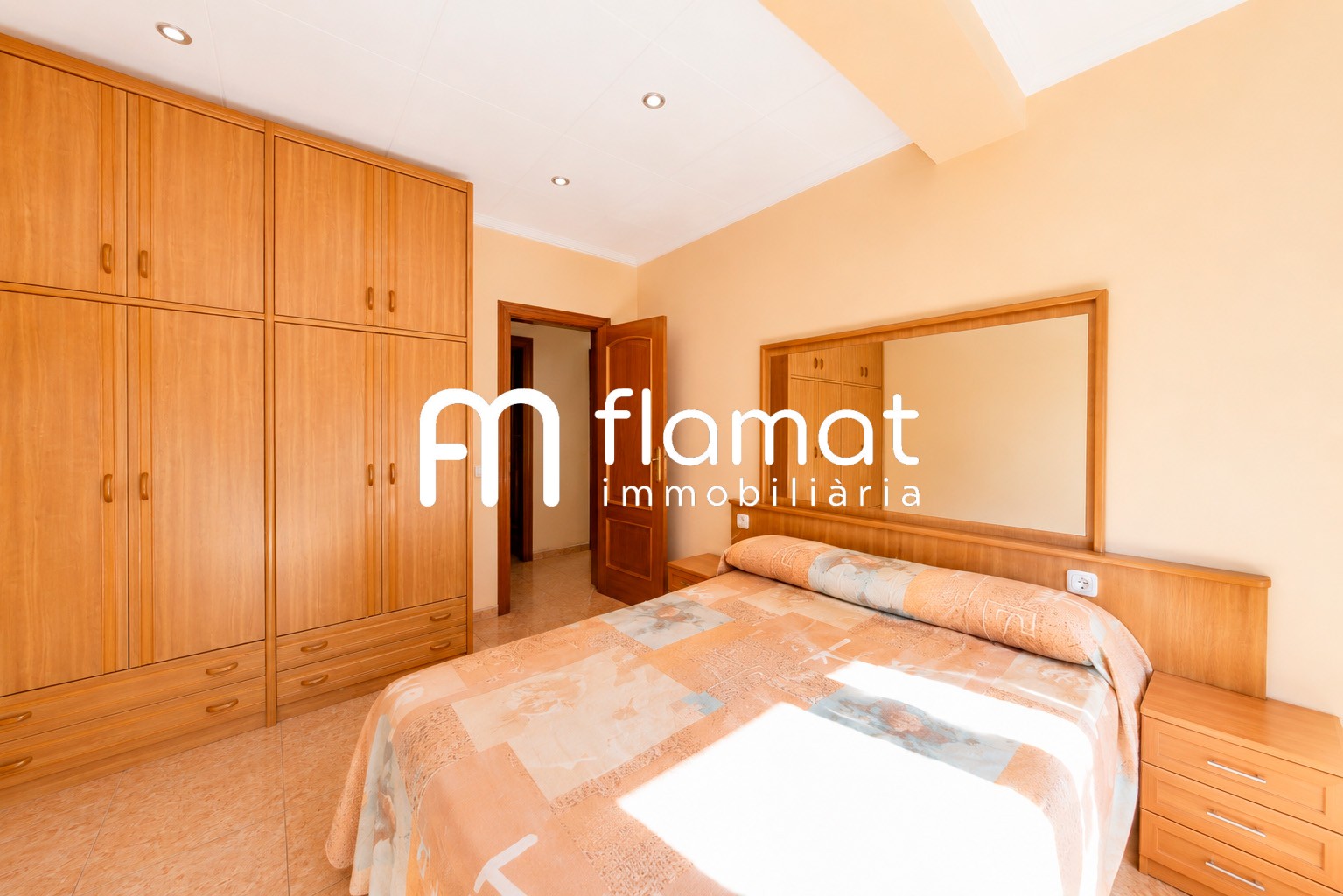 pisos en barcelona · carrer-de-pi-i-margall-08024 480000€