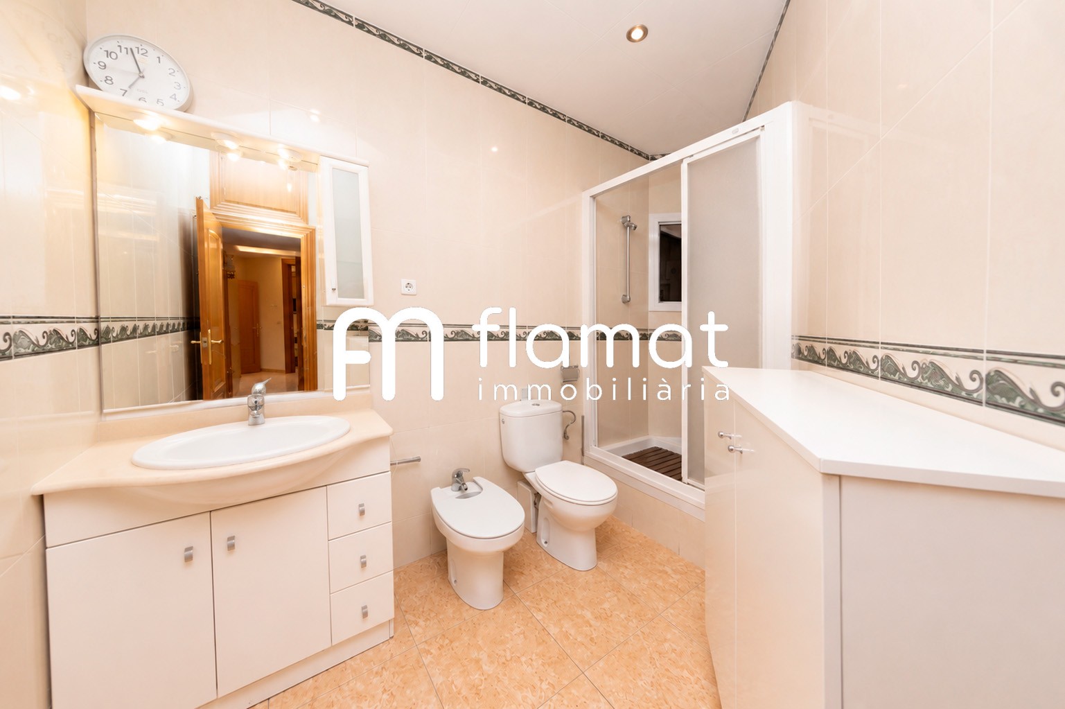 pisos en barcelona · carrer-de-pi-i-margall-08024 480000€