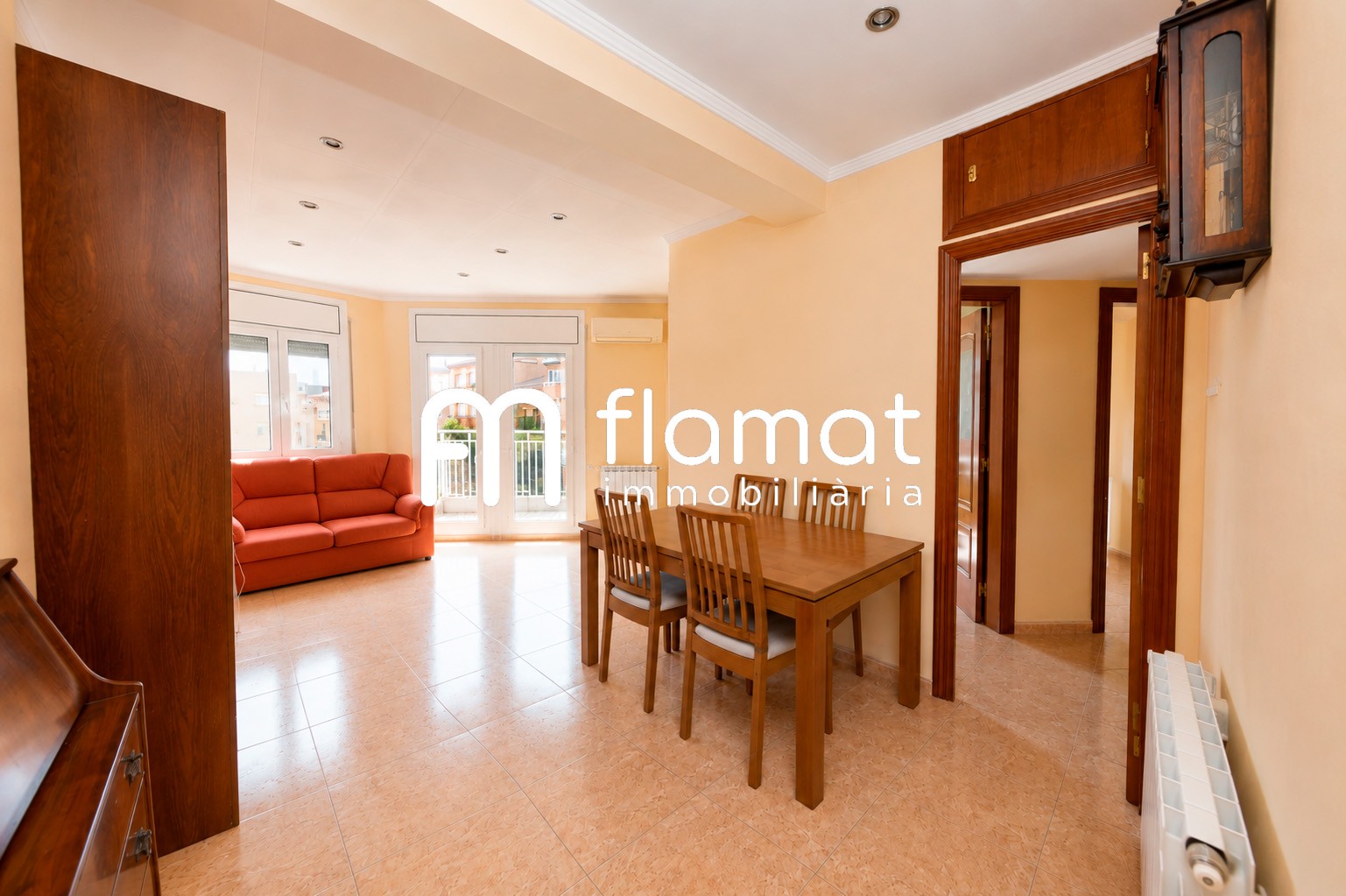 pisos en barcelona · carrer-de-pi-i-margall-08024 480000€