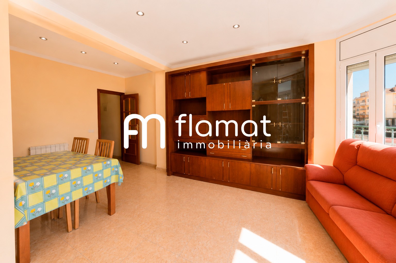 pisos en barcelona · carrer-de-pi-i-margall-08024 480000€