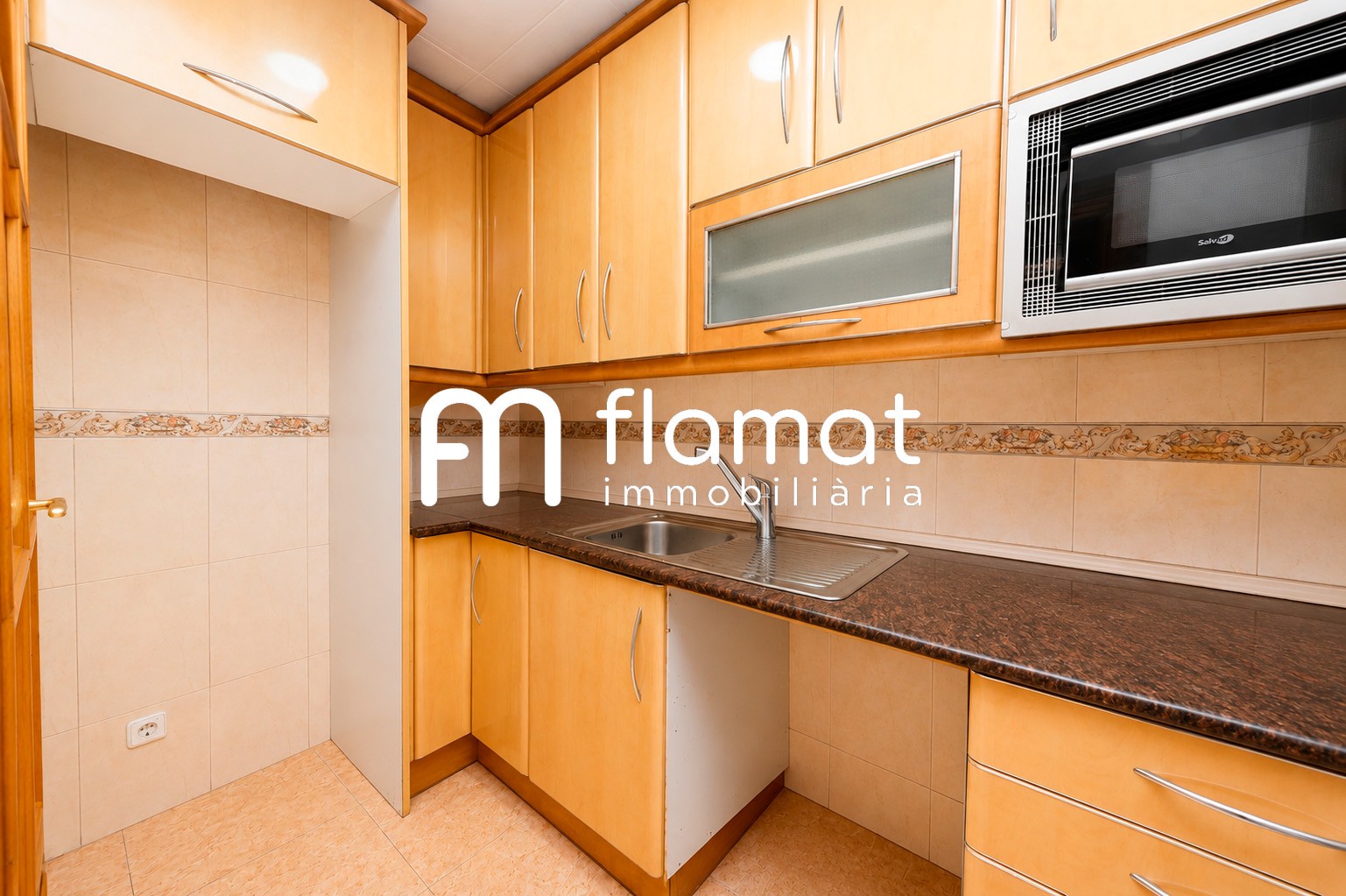 pisos en barcelona · carrer-de-pi-i-margall-08024 480000€