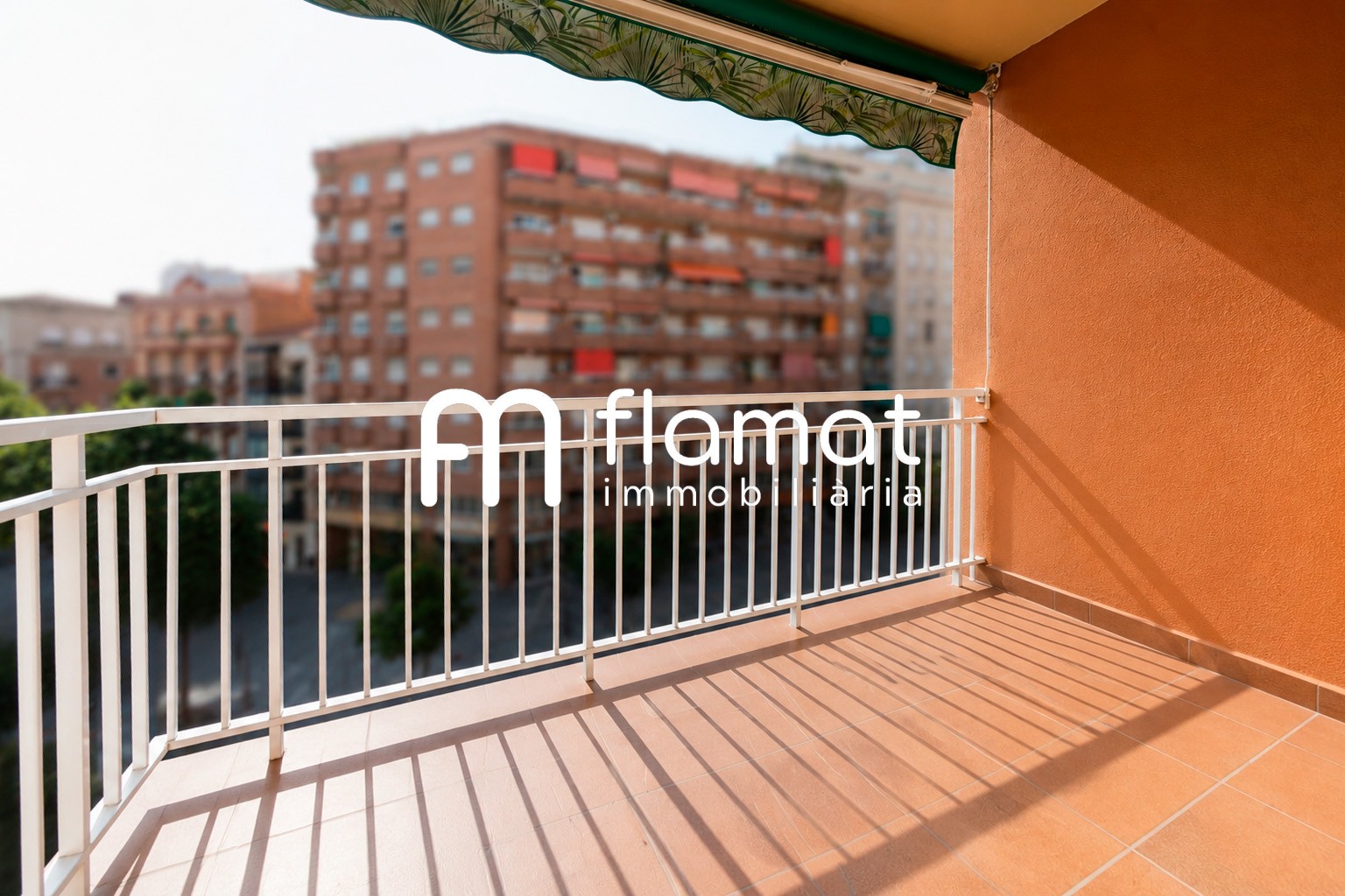pisos en barcelona · carrer-de-pi-i-margall-08024 480000€