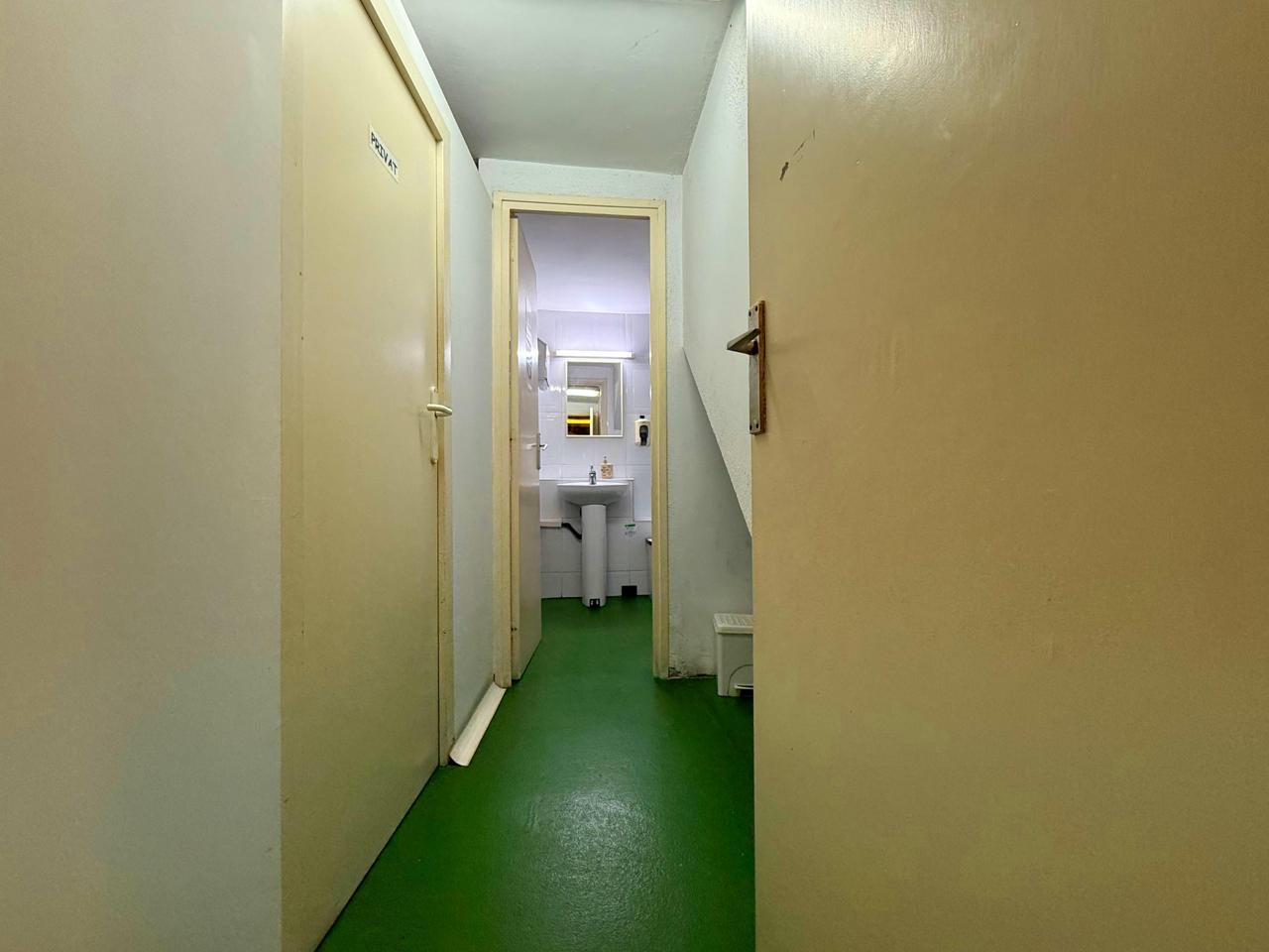 locales-comerciales en barcelona · carrer-de-joaquim-ruyra-08025 649000€