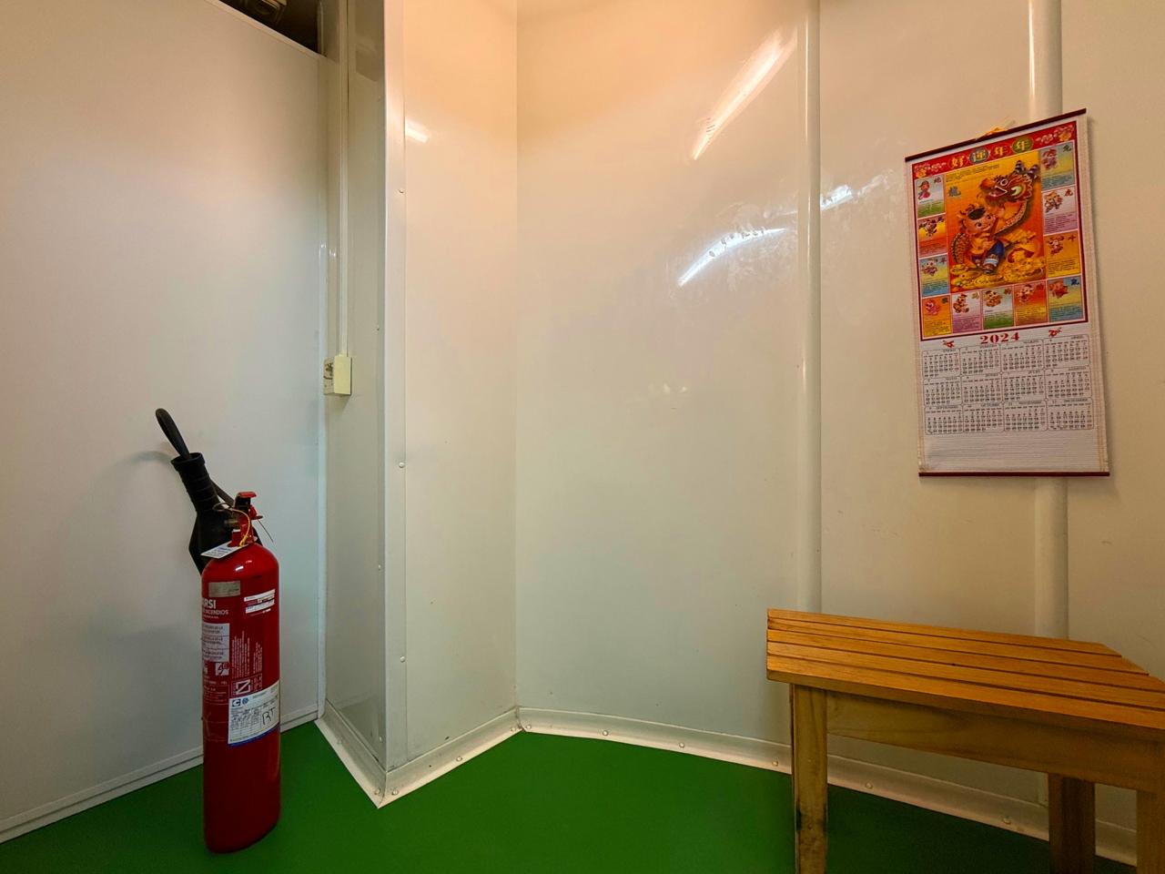 locales-comerciales en barcelona · carrer-de-joaquim-ruyra-08025 649000€