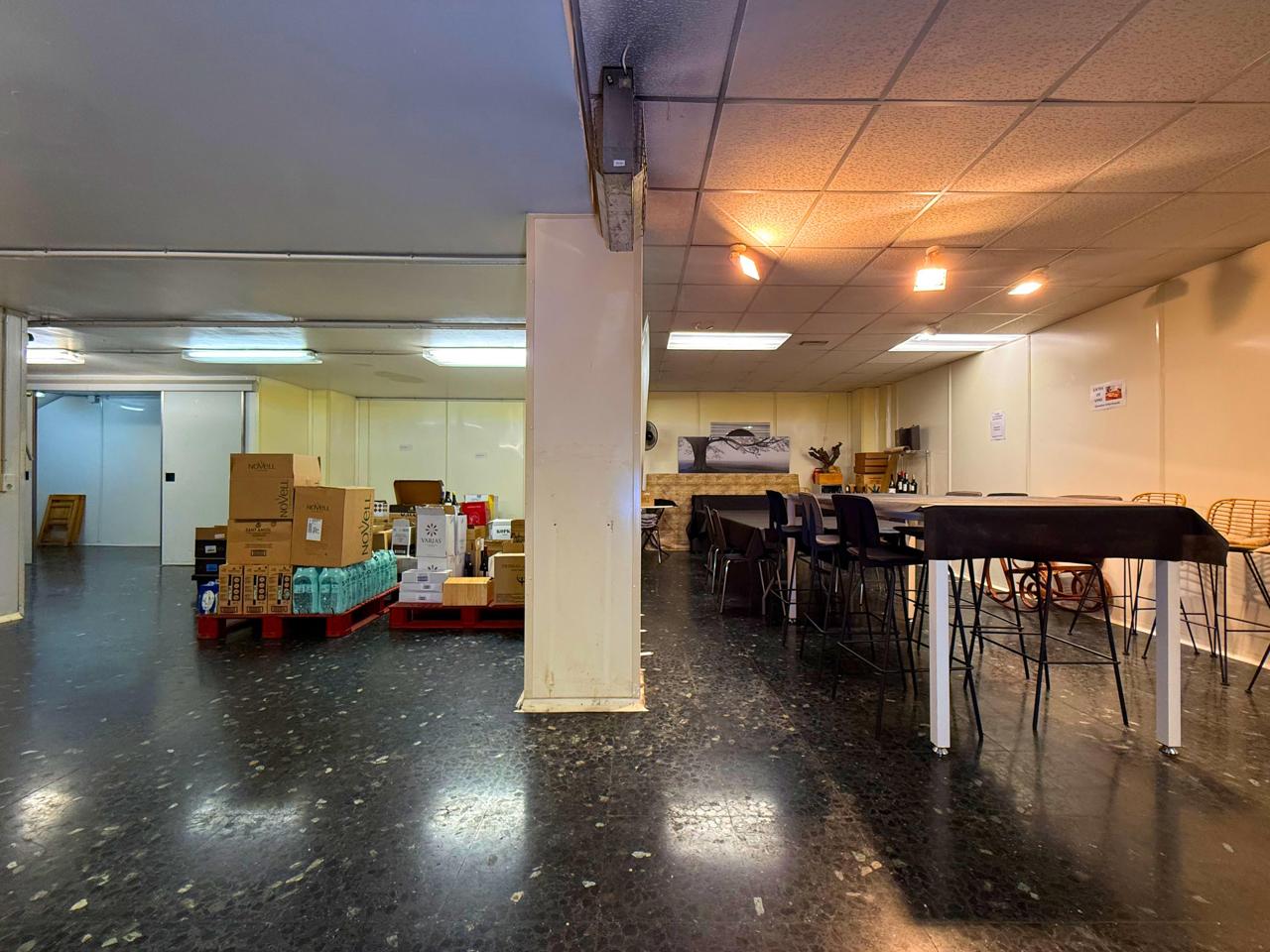 locales-comerciales en barcelona · carrer-de-joaquim-ruyra-08025 649000€