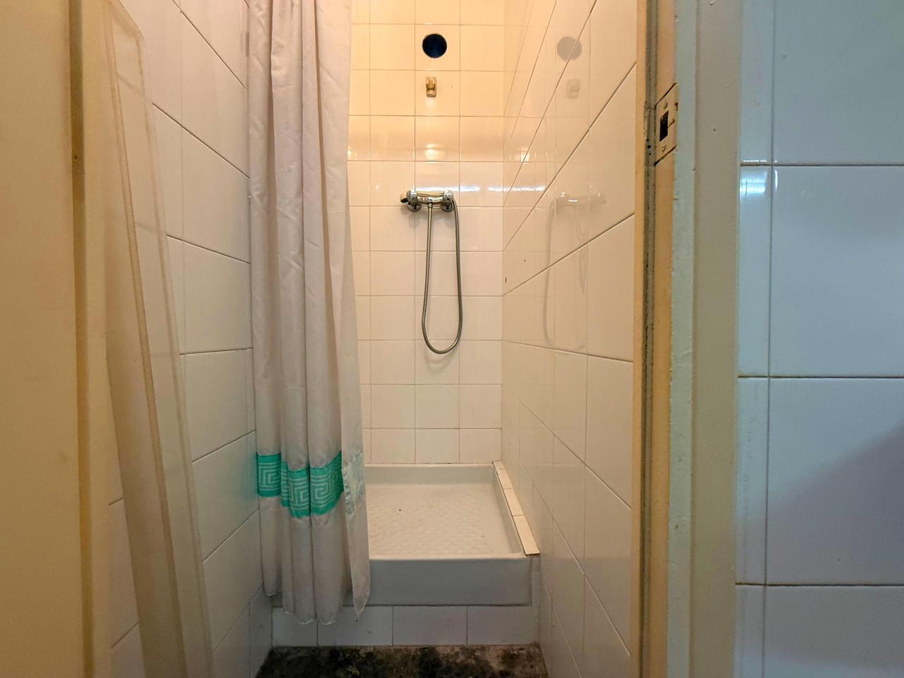 locales-comerciales en barcelona · carrer-de-joaquim-ruyra-08025 649000€