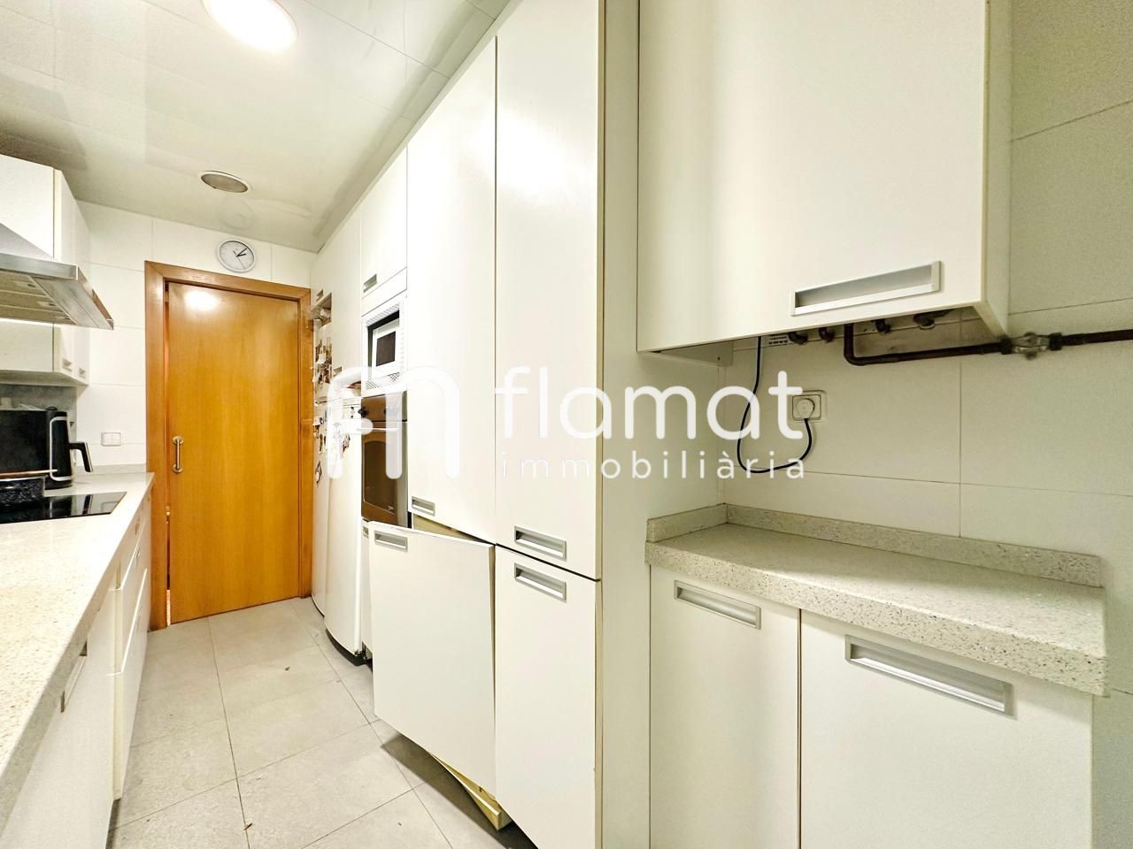 pisos en barcelona · placa-del-guinardo-08041 365000€