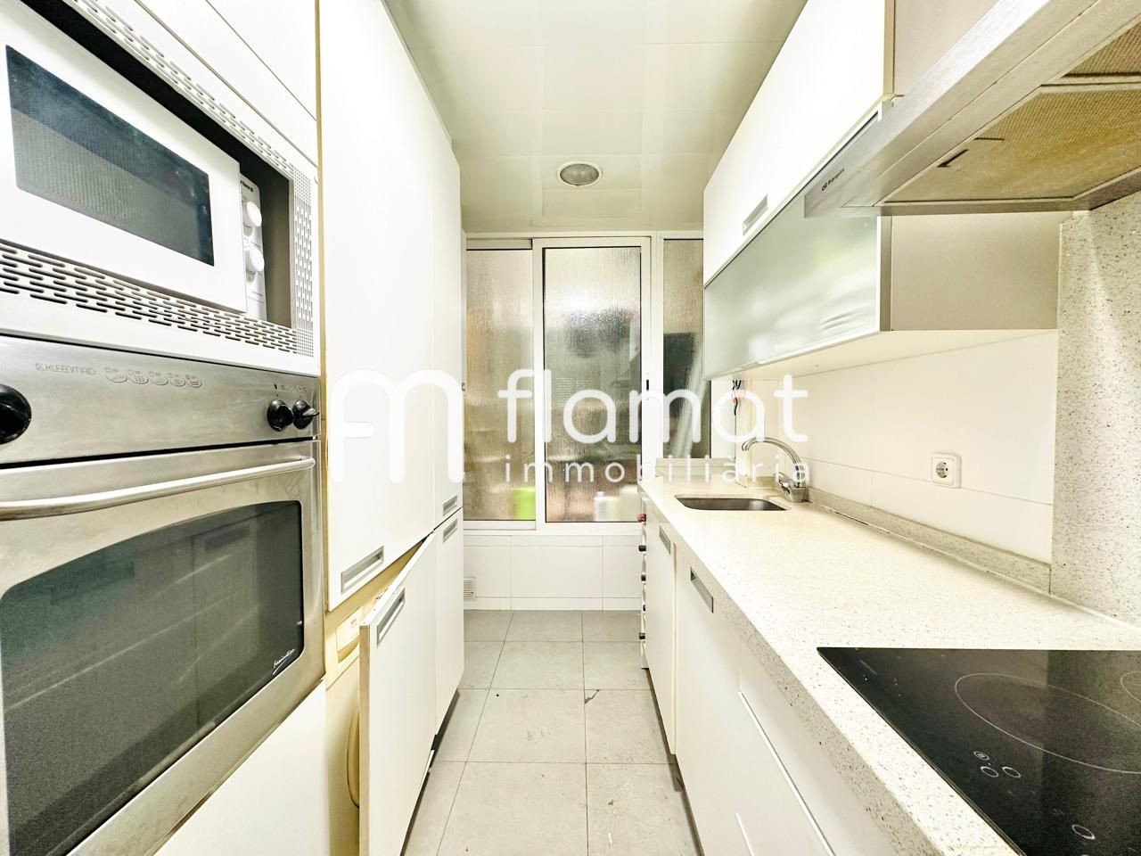 pisos en barcelona · placa-del-guinardo-08041 365000€