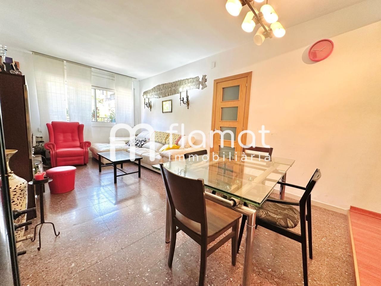 pisos en barcelona · placa-del-guinardo-08041 365000€