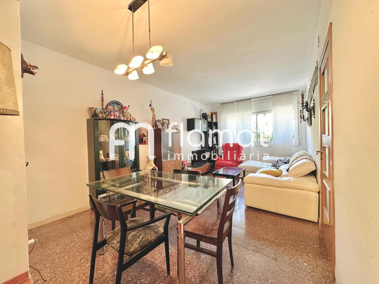 pisos en barcelona · placa-del-guinardo-08041 365000€