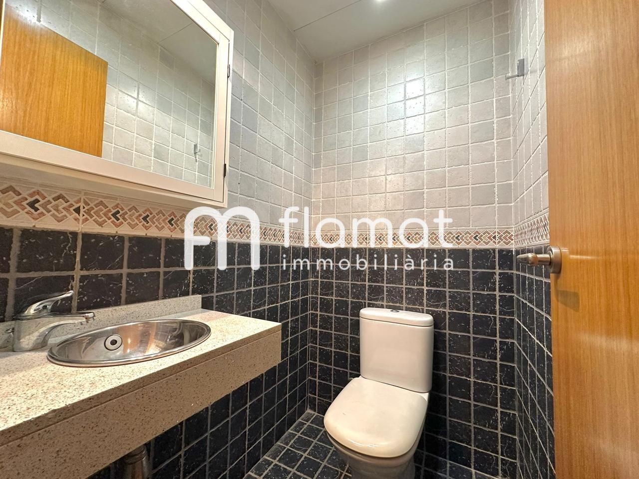 pisos en barcelona · placa-del-guinardo-08041 365000€