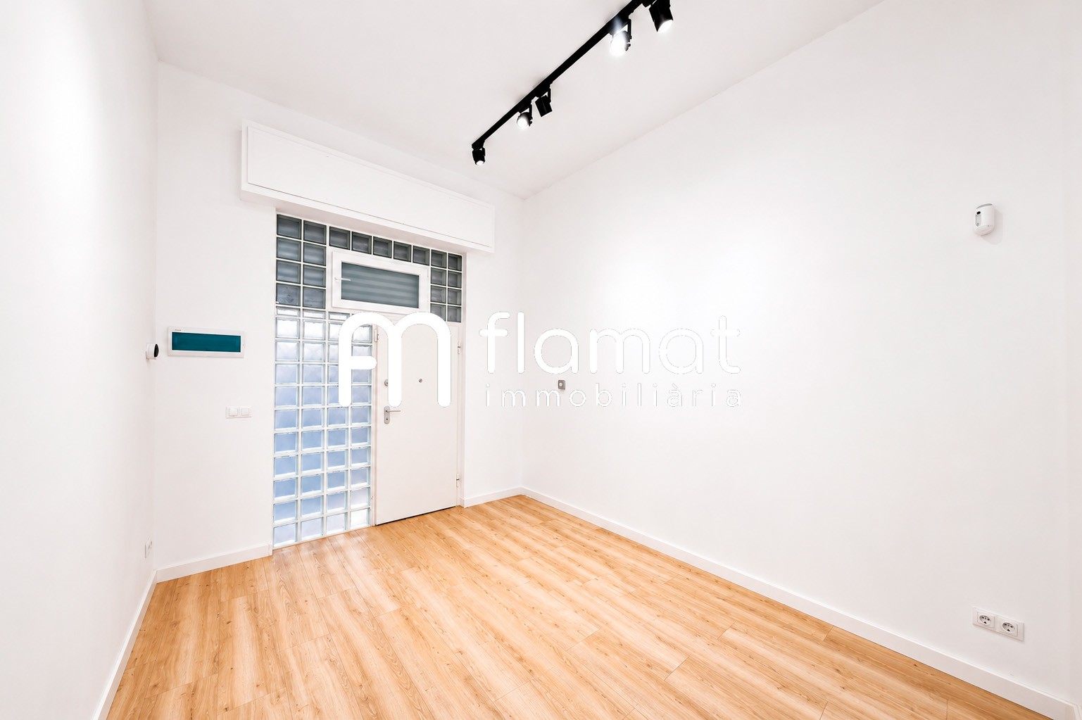 pisos en barcelona · zona-16 359000€