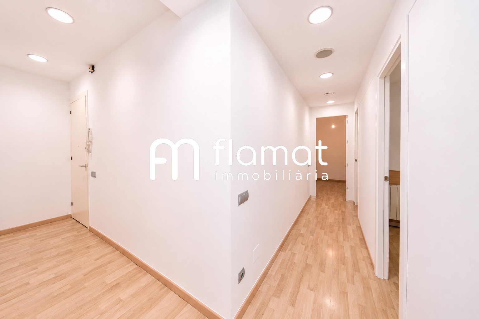 pisos en barcelona · zona-1 449000€