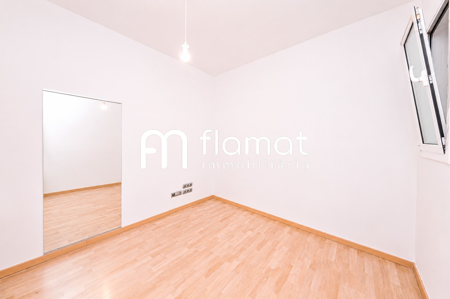 pisos en barcelona · zona-1 449000€