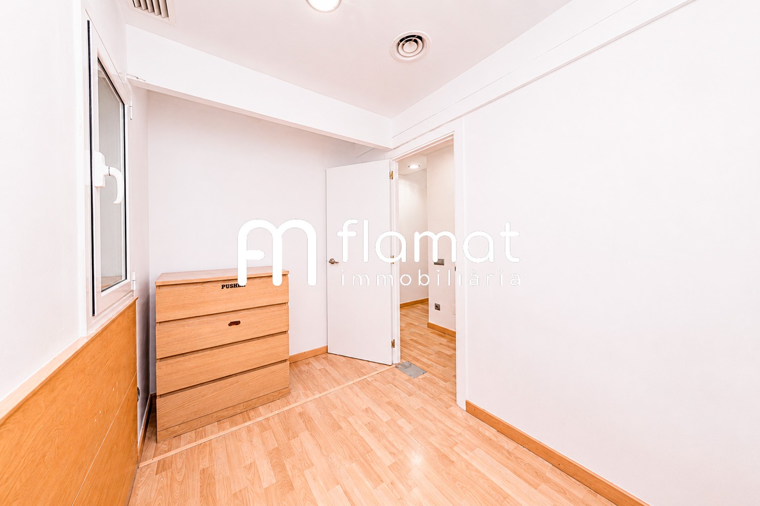 pisos en barcelona · zona-1 449000€
