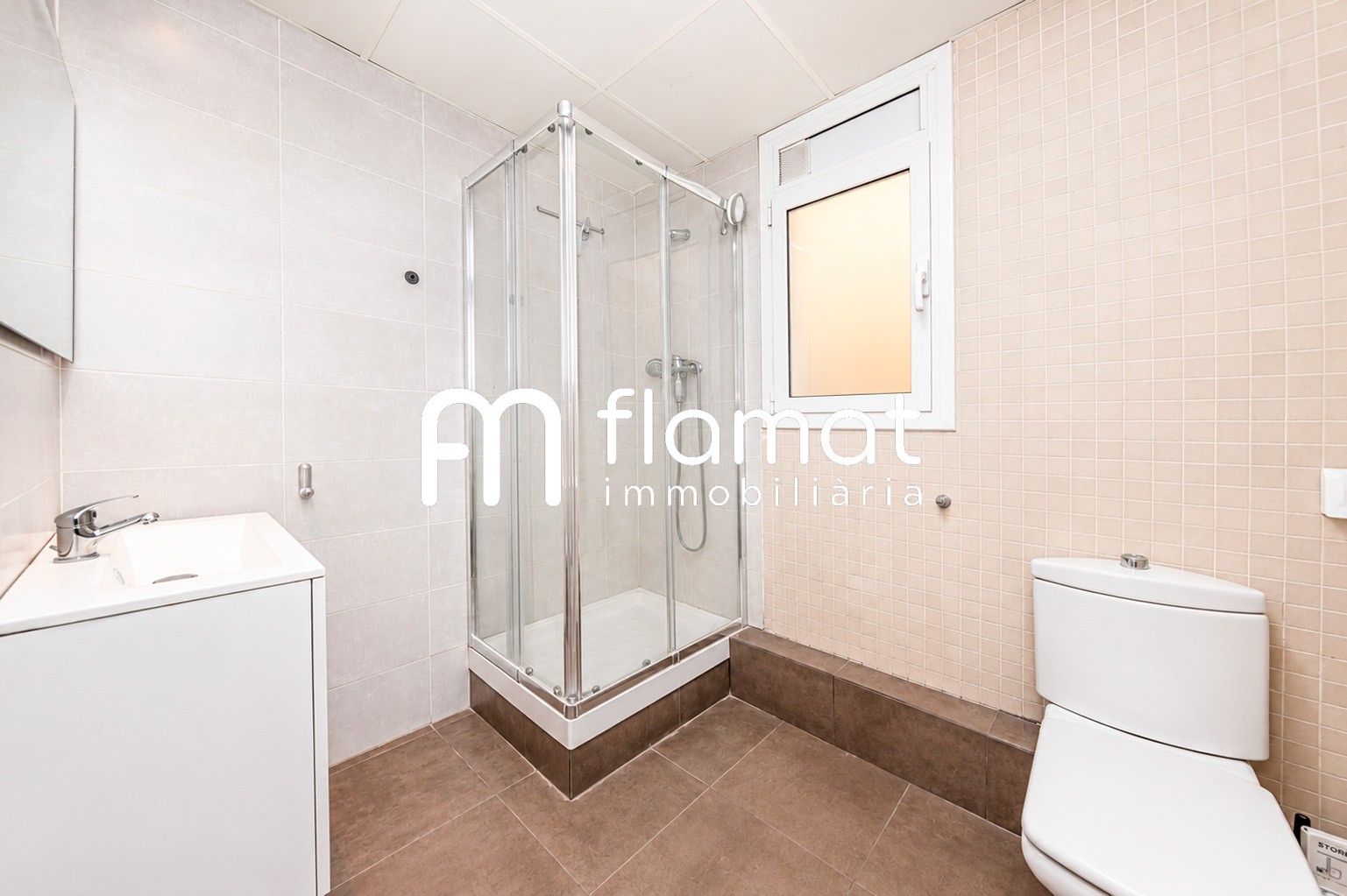 pisos en barcelona · zona-1 449000€
