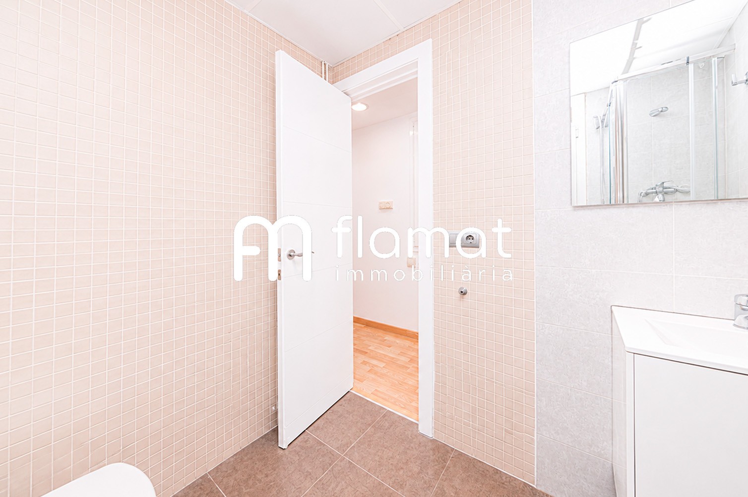 pisos en barcelona · zona-1 449000€