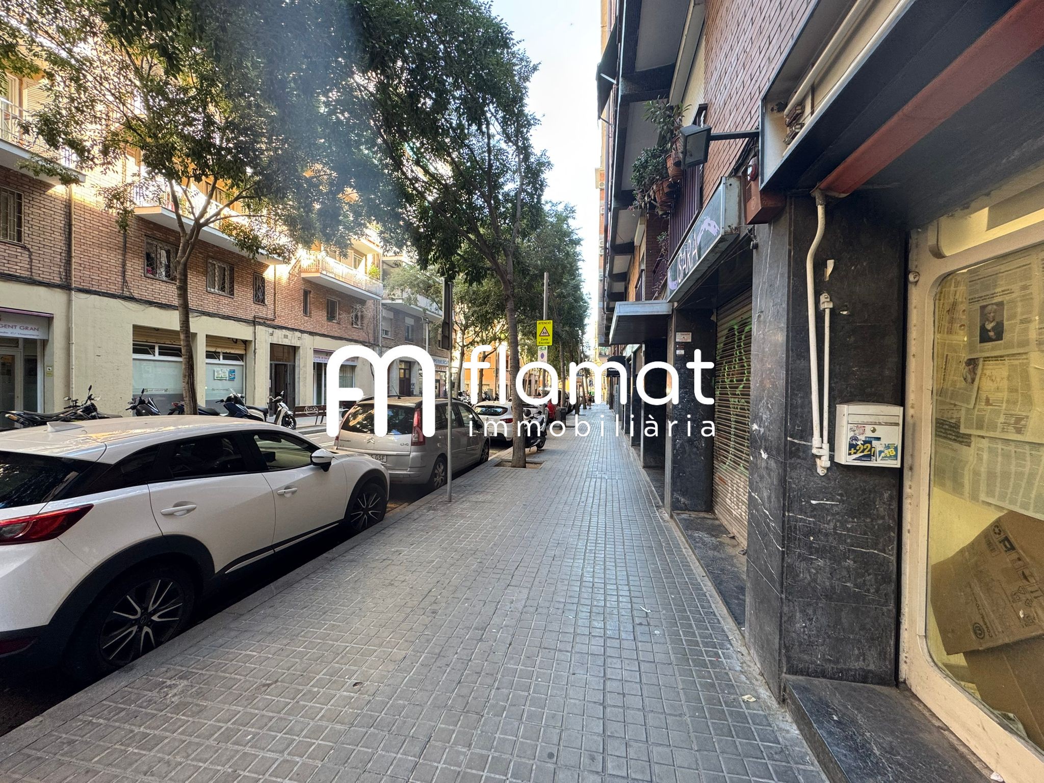 locales-comerciales en barcelona · carrer-del-dega-bahi-08026 590€