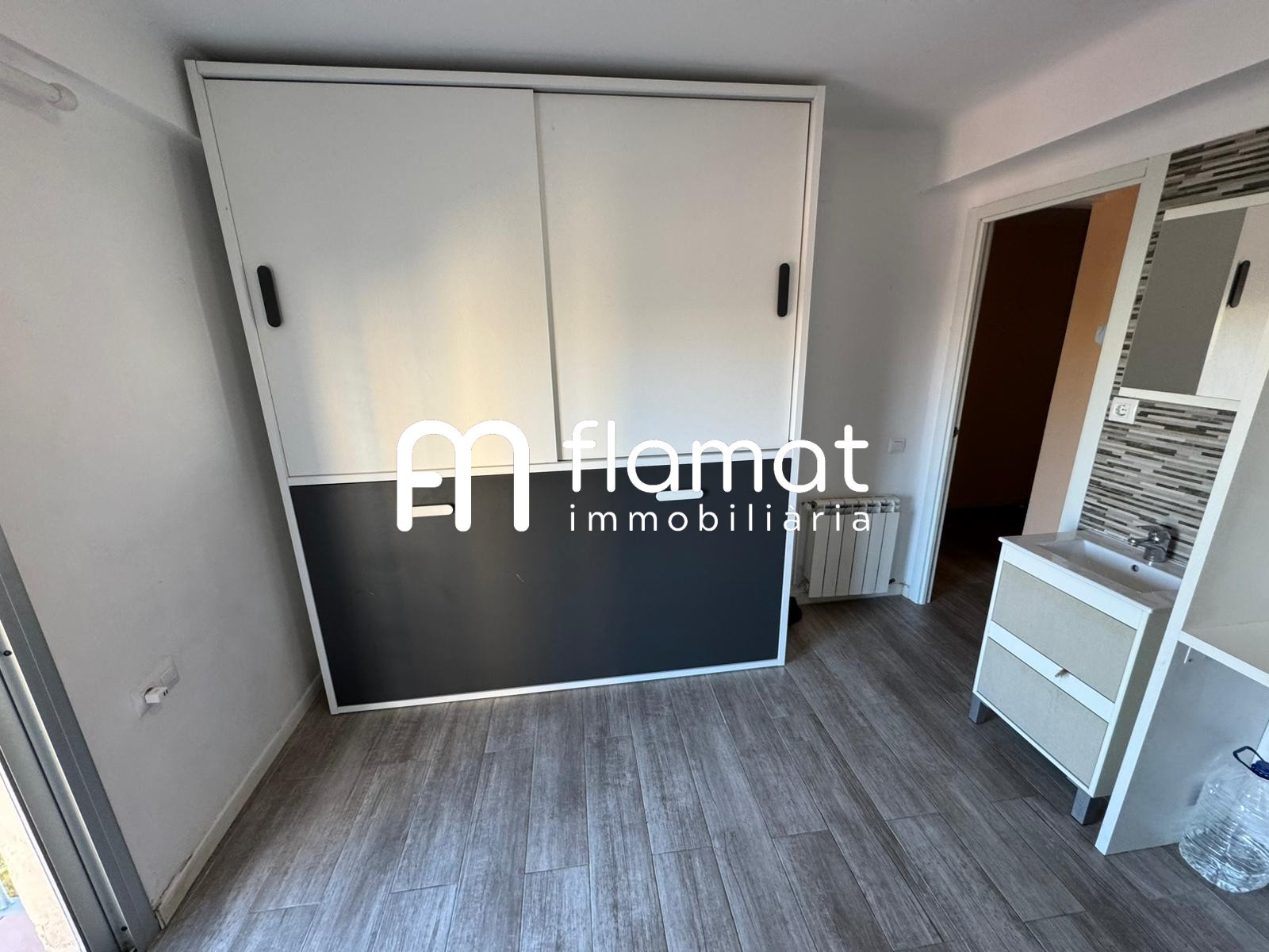 pisos en barcelona · carrer-de-cantabria-08020 335000€