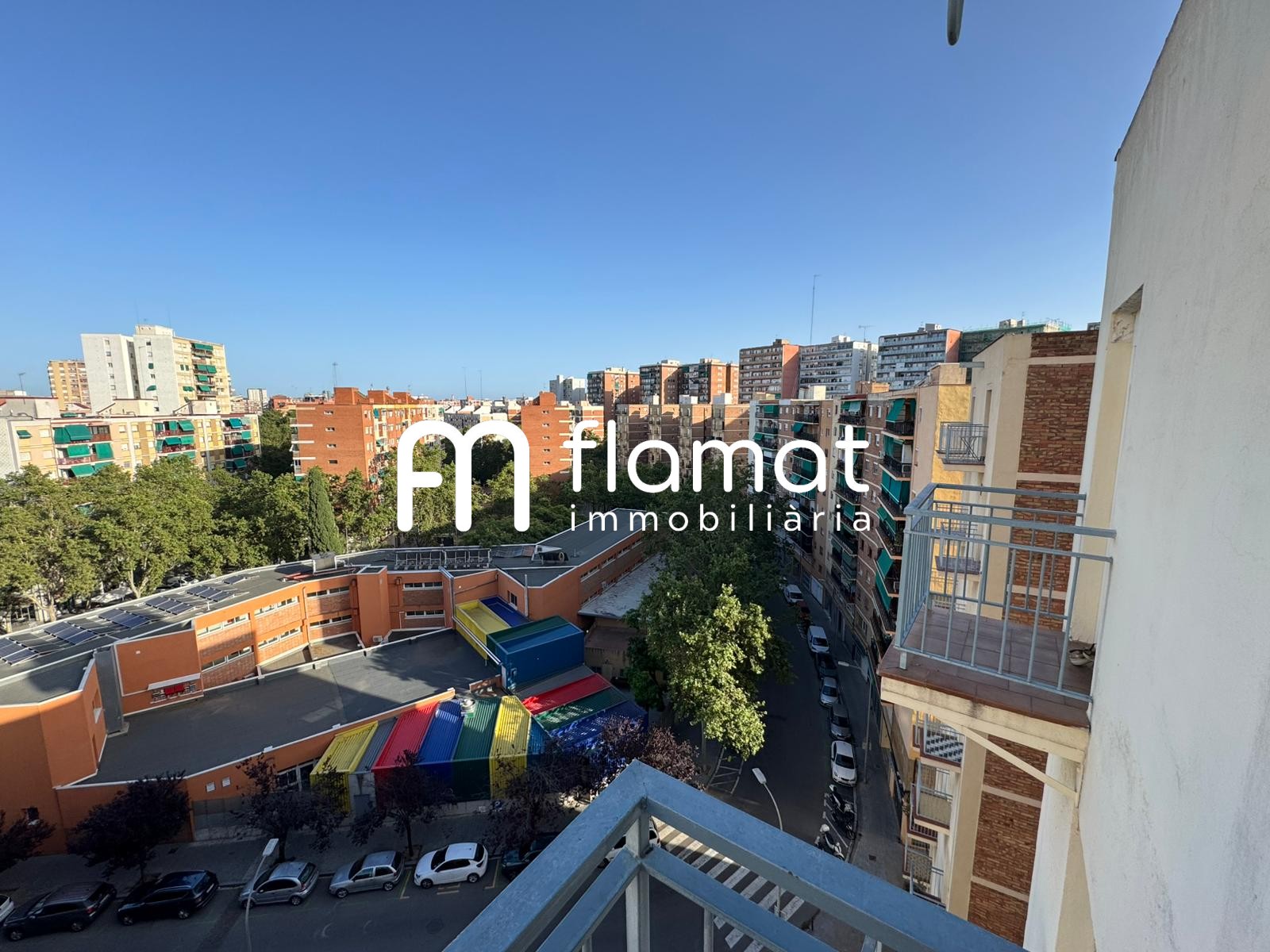 pisos en barcelona · carrer-de-cantabria-08020 335000€