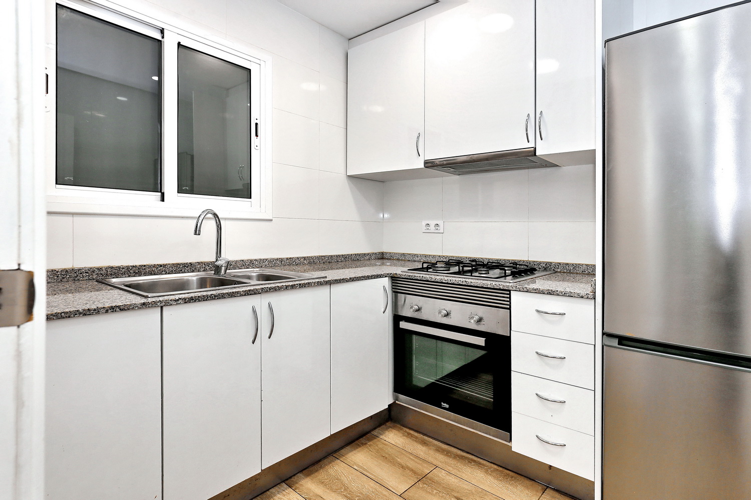 pisos en barcelona · avinguda-de-vallcarca-08023 430000€