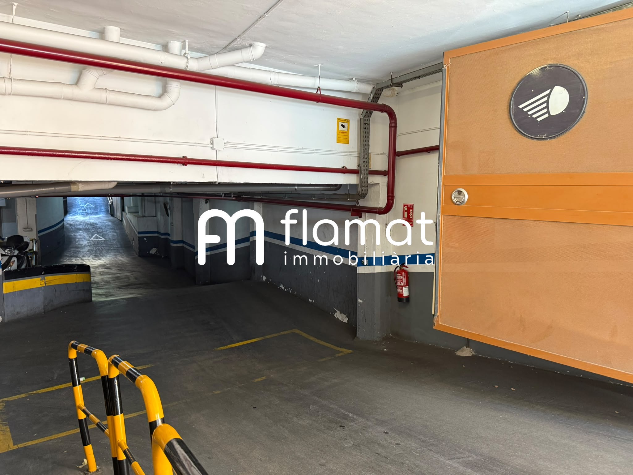 parking en barcelona · carrer-de-napols-08025 17000€