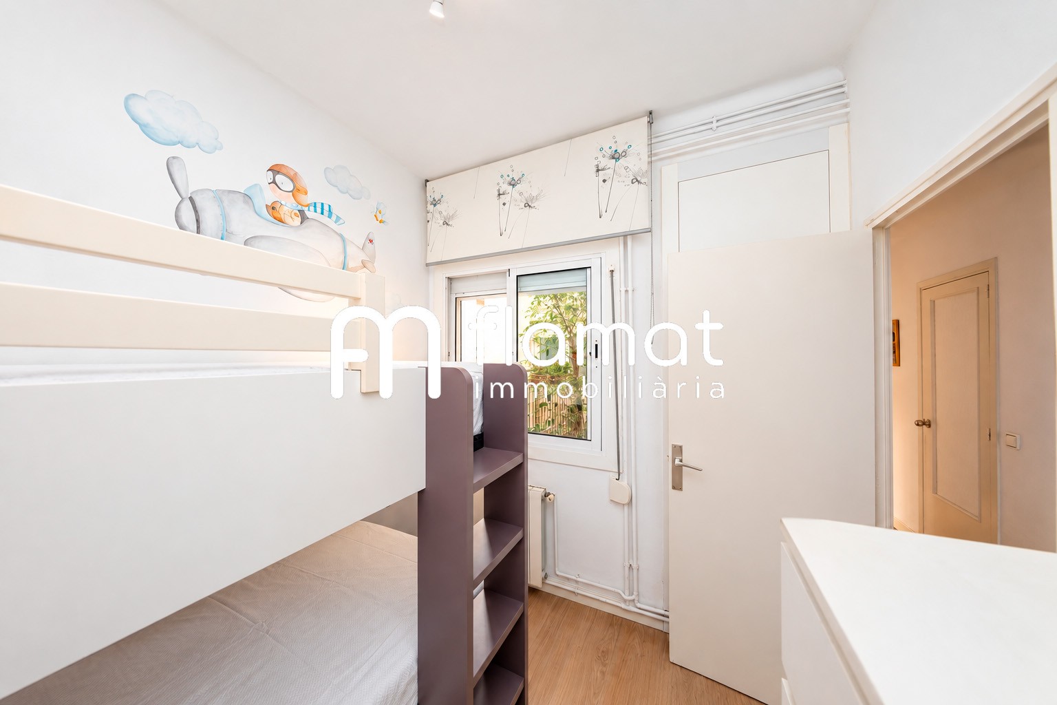 pisos en barcelona · carrer-de-valencia-08013 379000€