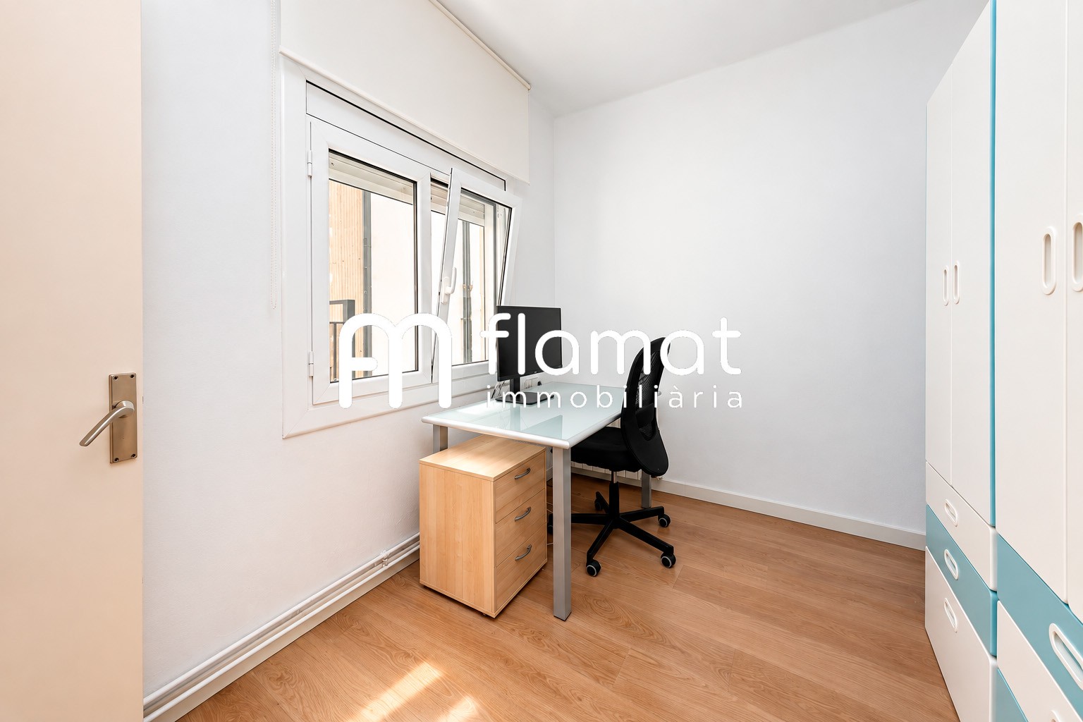 pisos en barcelona · carrer-de-valencia-08013 379000€