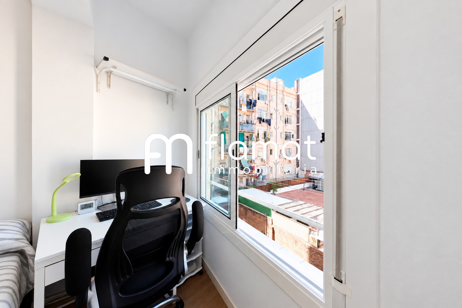 pisos en barcelona · carrer-de-valencia-08013 379000€