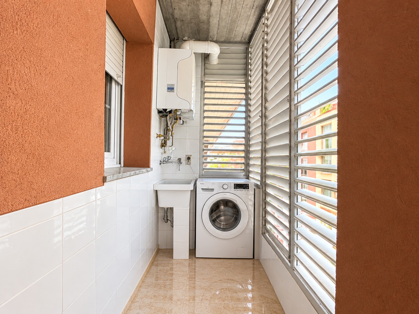 pisos en girona · calle-narcis-monturiol-sta-euge-17005 249000€